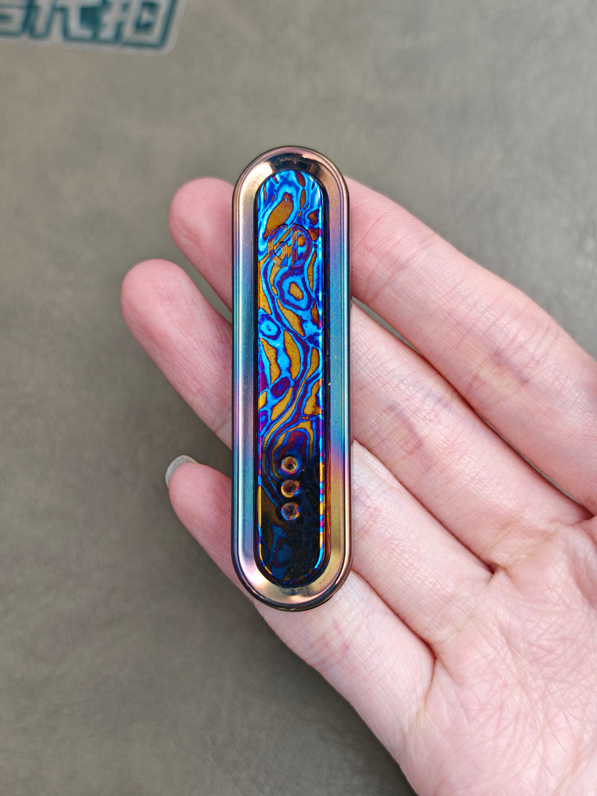 Spice Pin Zirconium Oil Slick