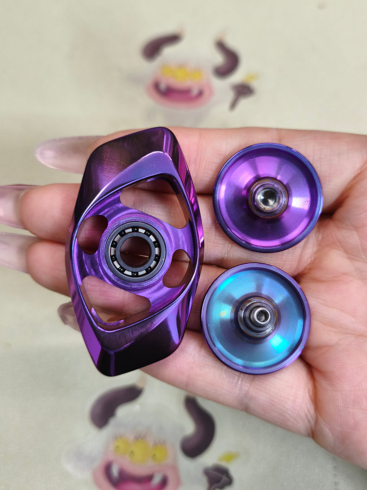 Phantom Dual Leaf Zirconium