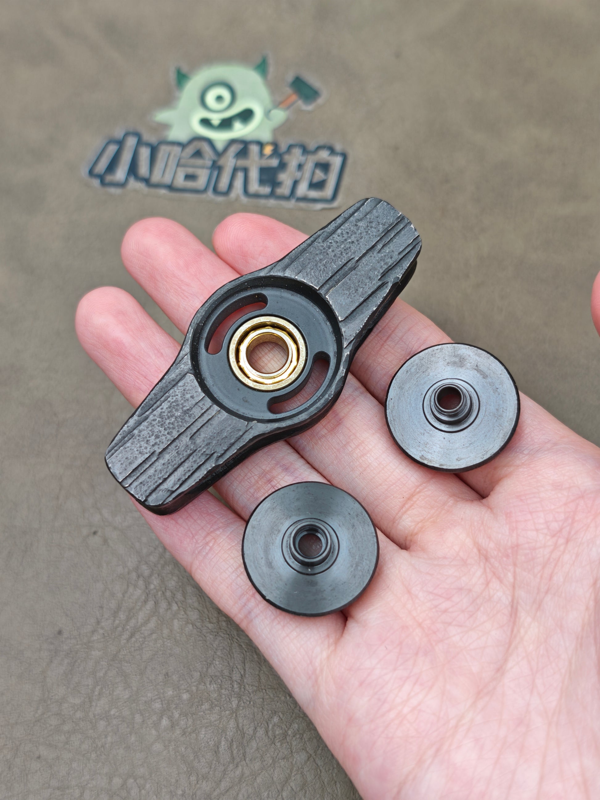 Oumuamua Premium & Buckle Zirconium