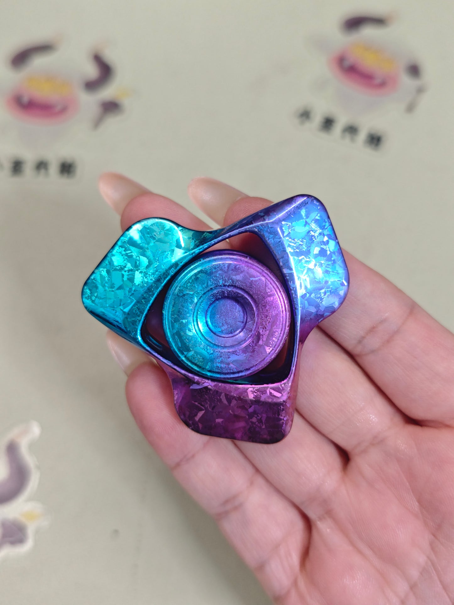 Phantom Dual Leaf Crystallized Titanium