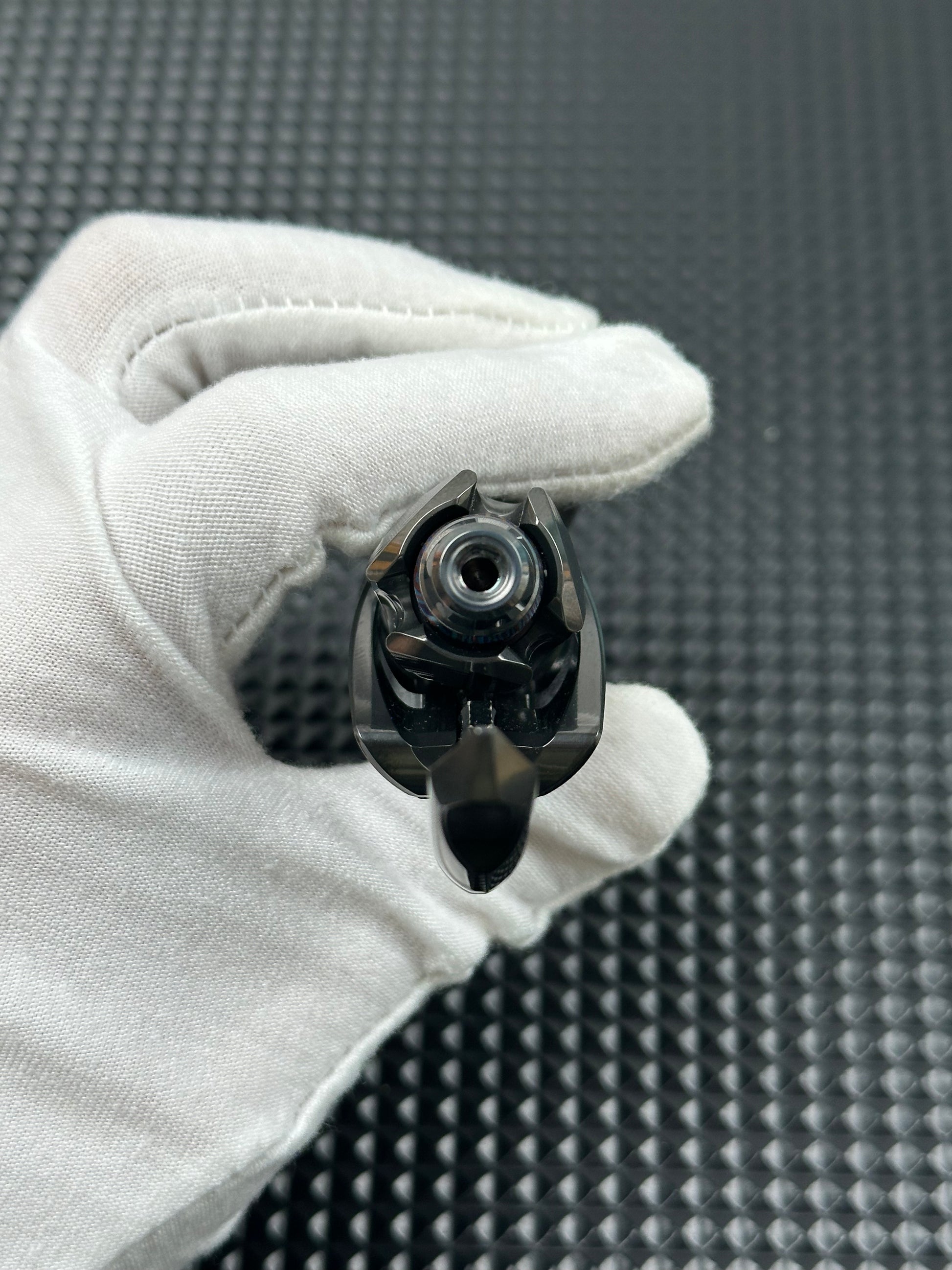 Exoskeleton Magnetic Mechanical Zirconium