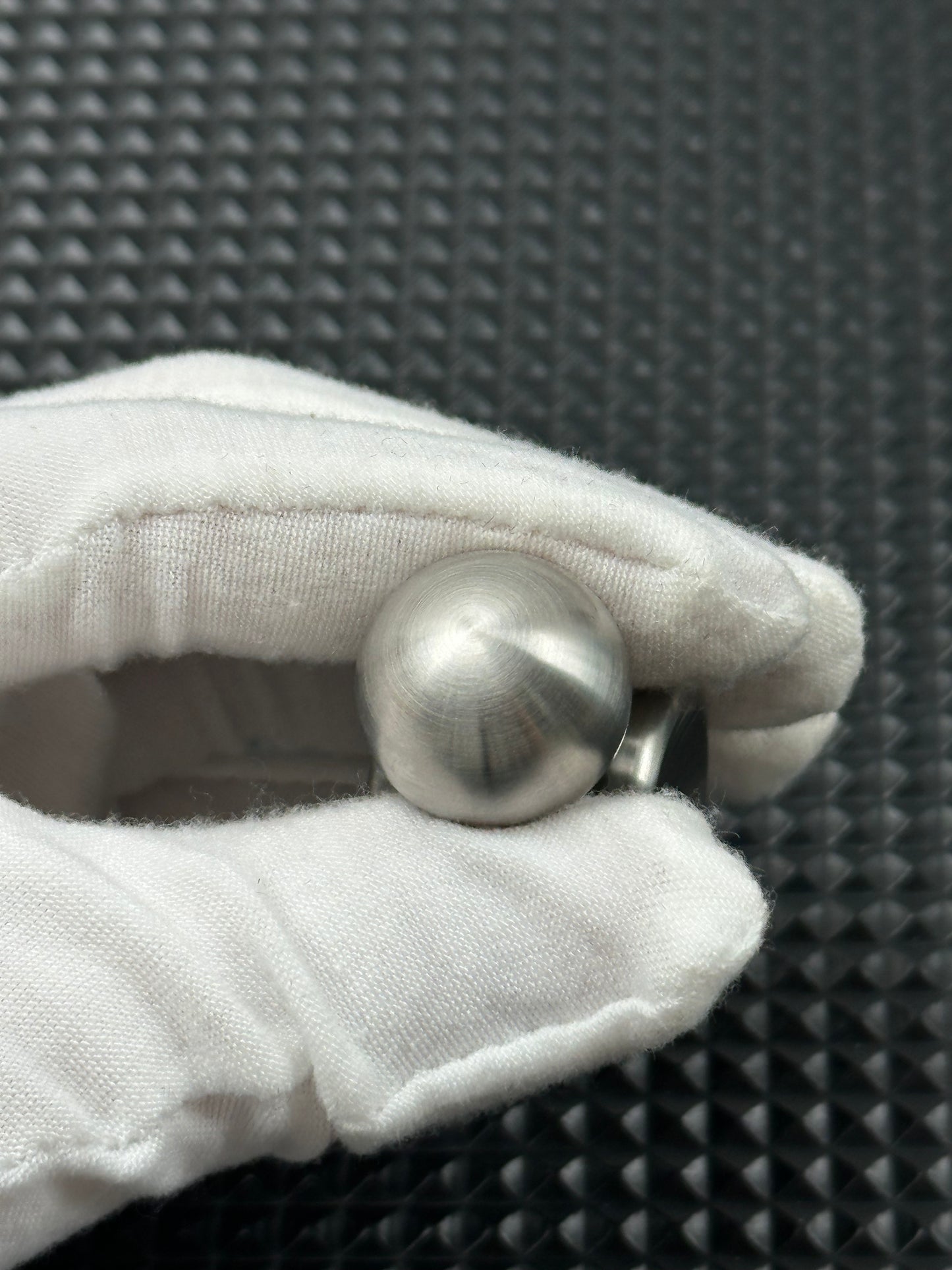 Katla Titanium