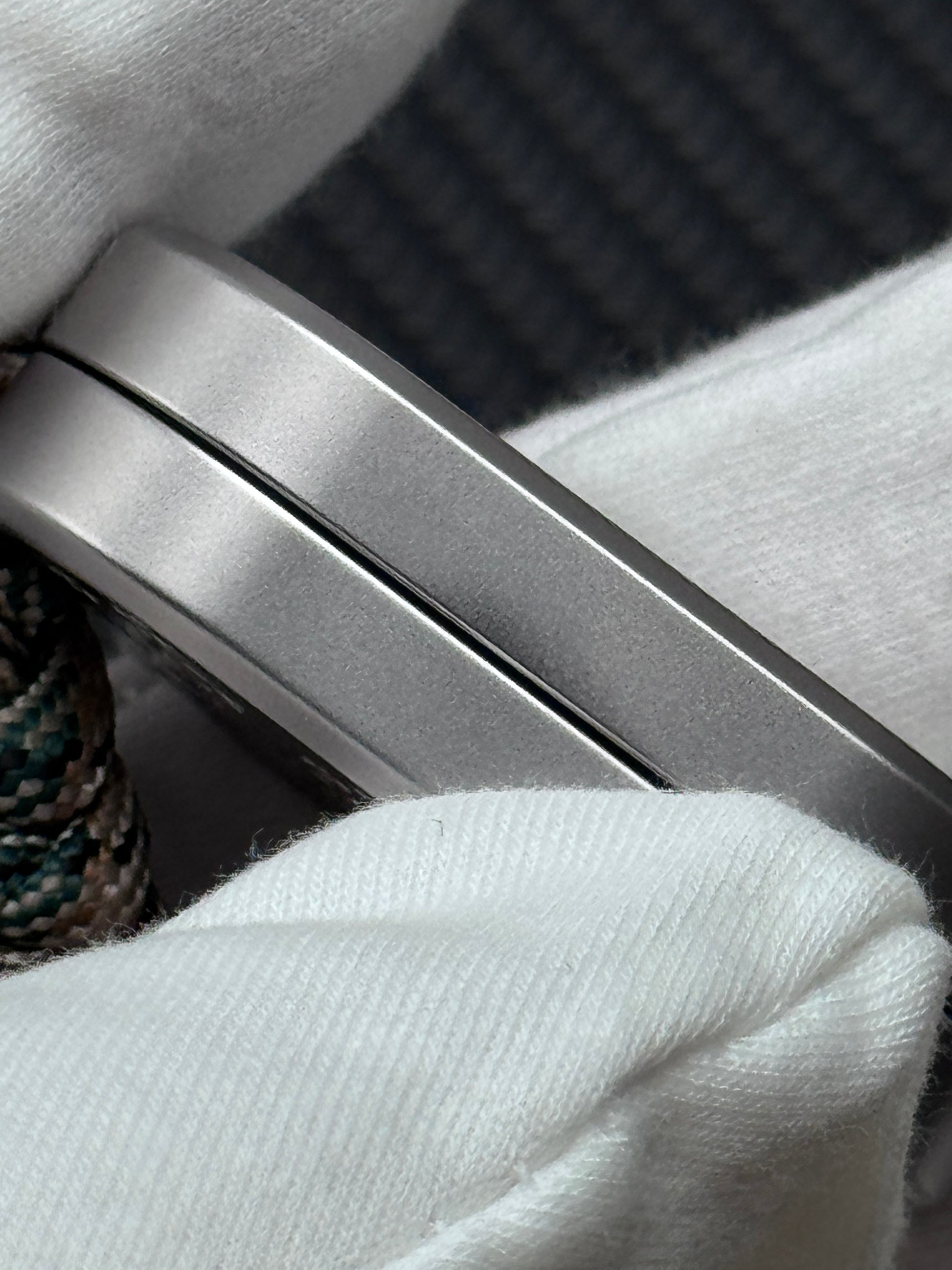 F2.9 Stainless Steel Limited Edition