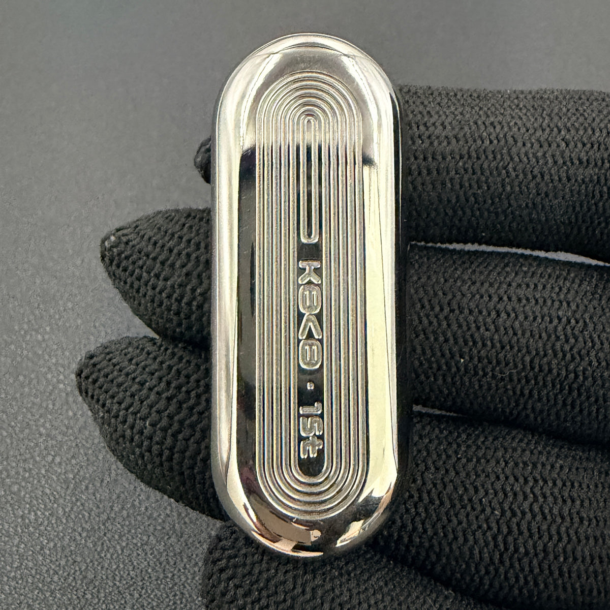 Floating Cloud Titanium Polished