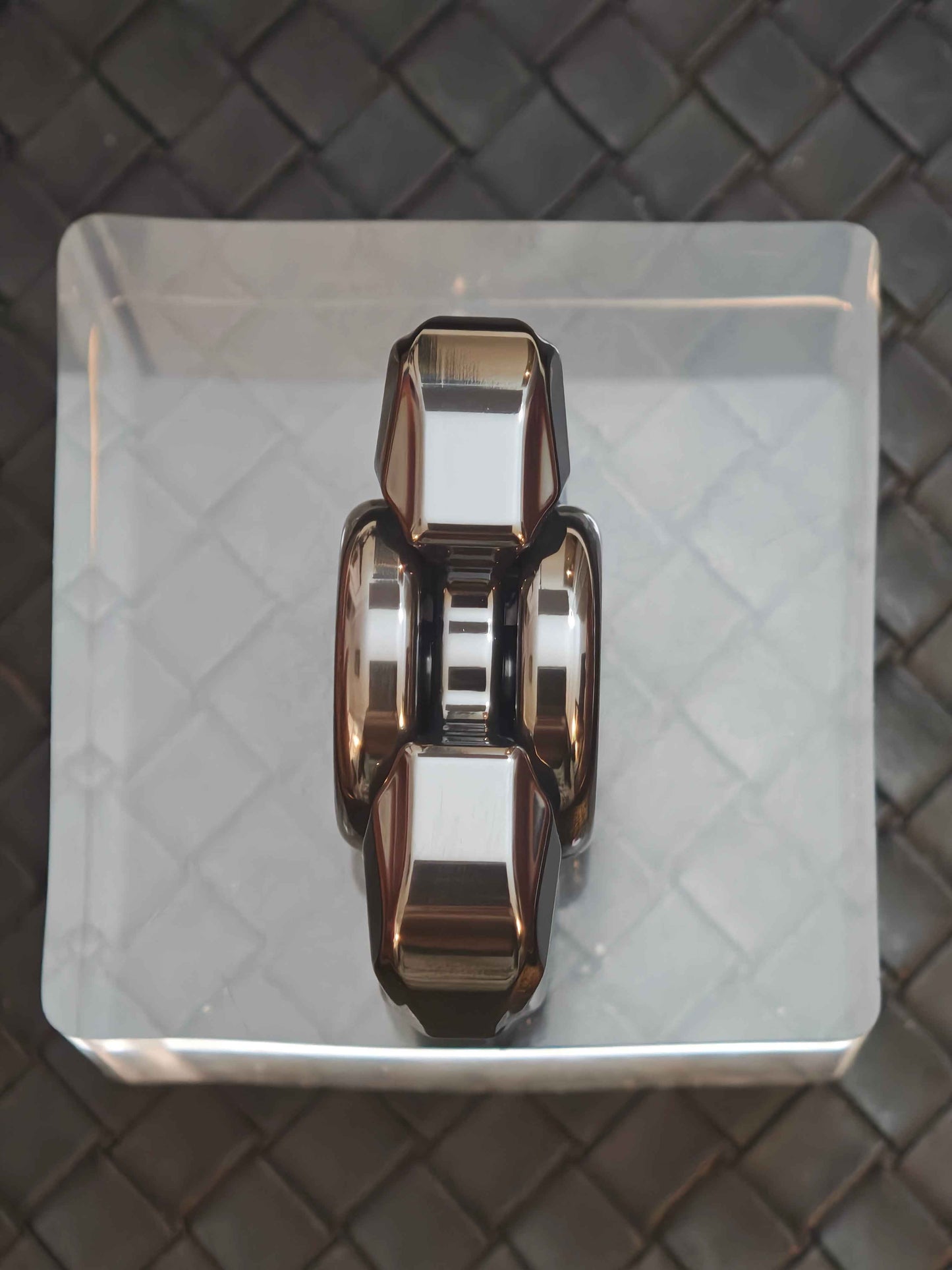 DUAT Spindle Batch II Zirconium Polished