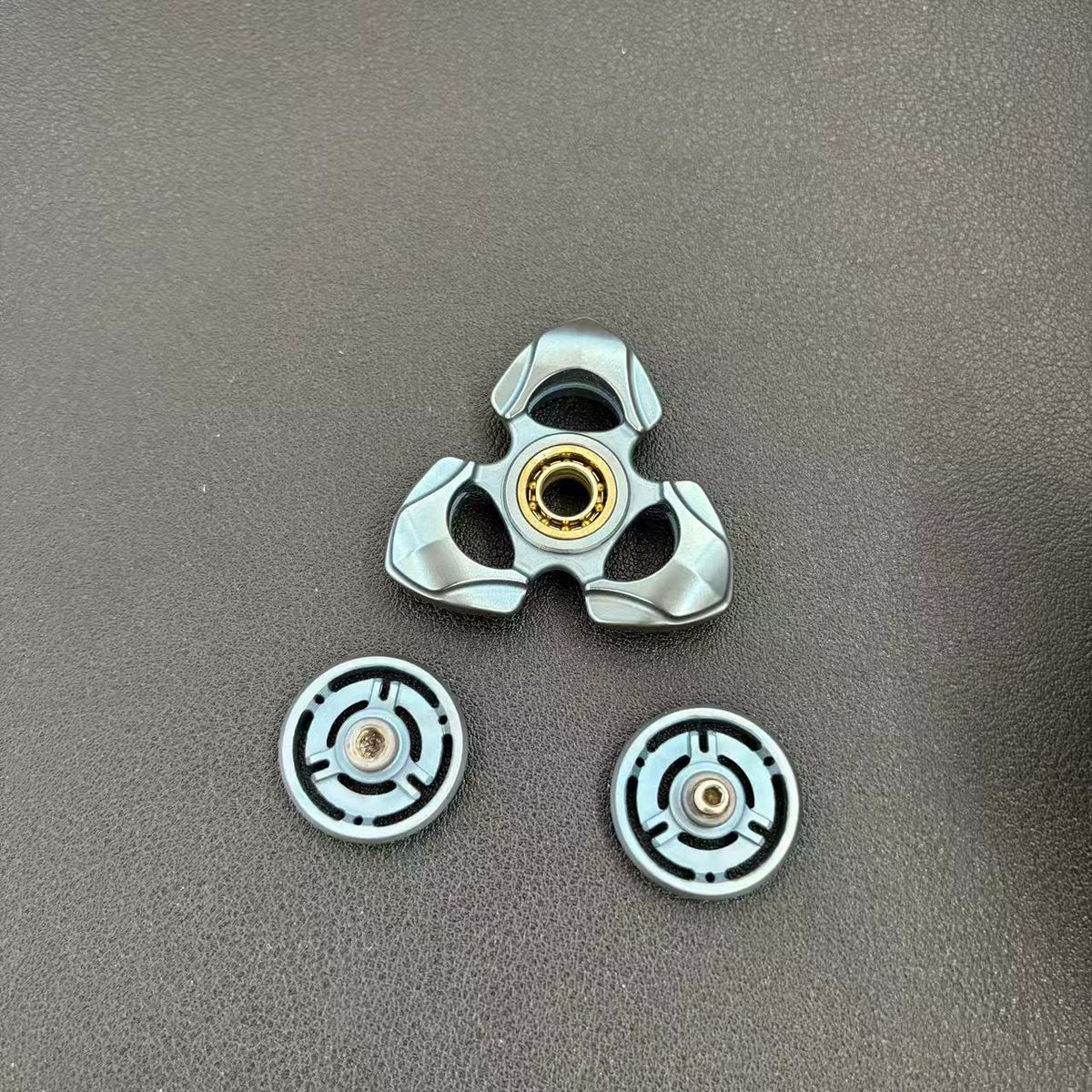 Toothless Mini Pearl White Zirconium