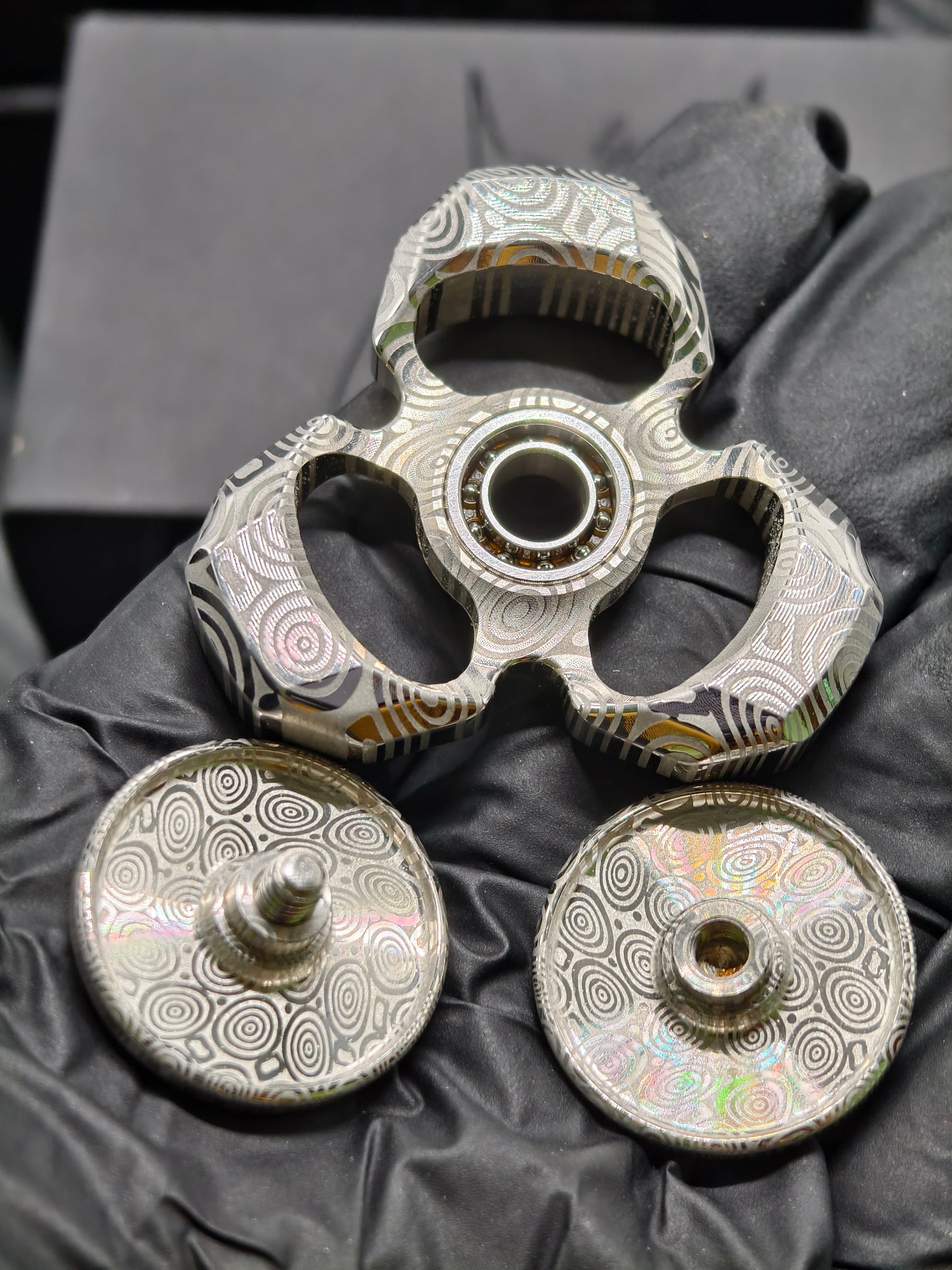 Whisper Duo Damasteel