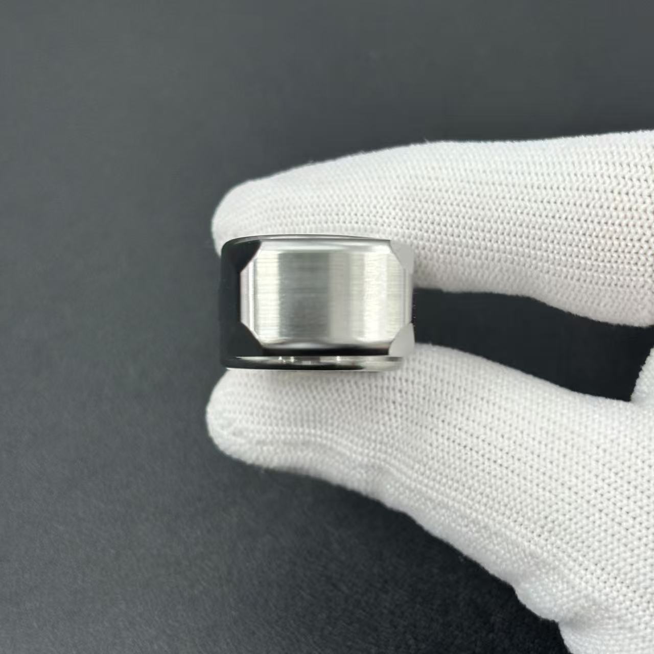 Fat Tiger Stainless Steel