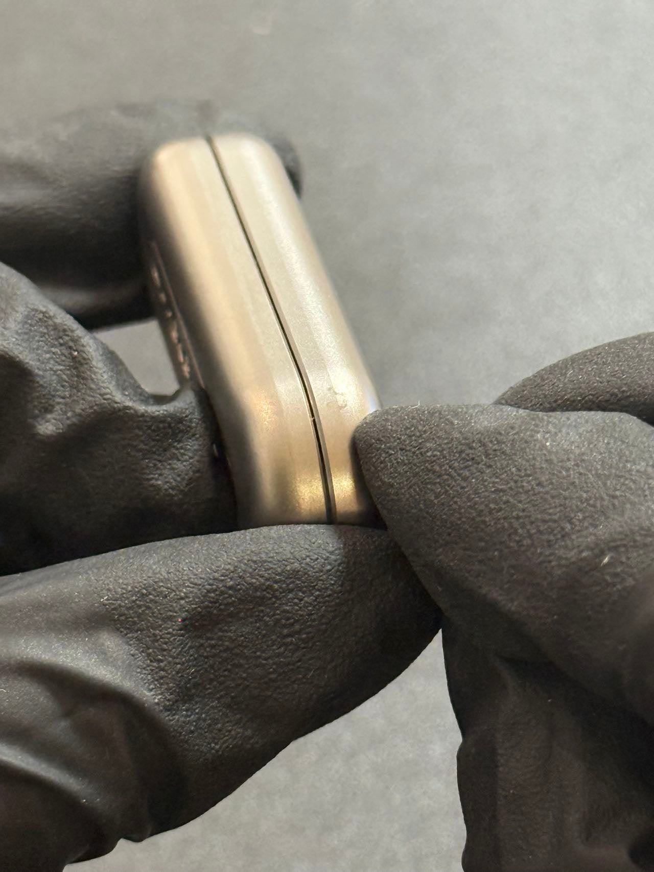 Floating Cloud Titanium
