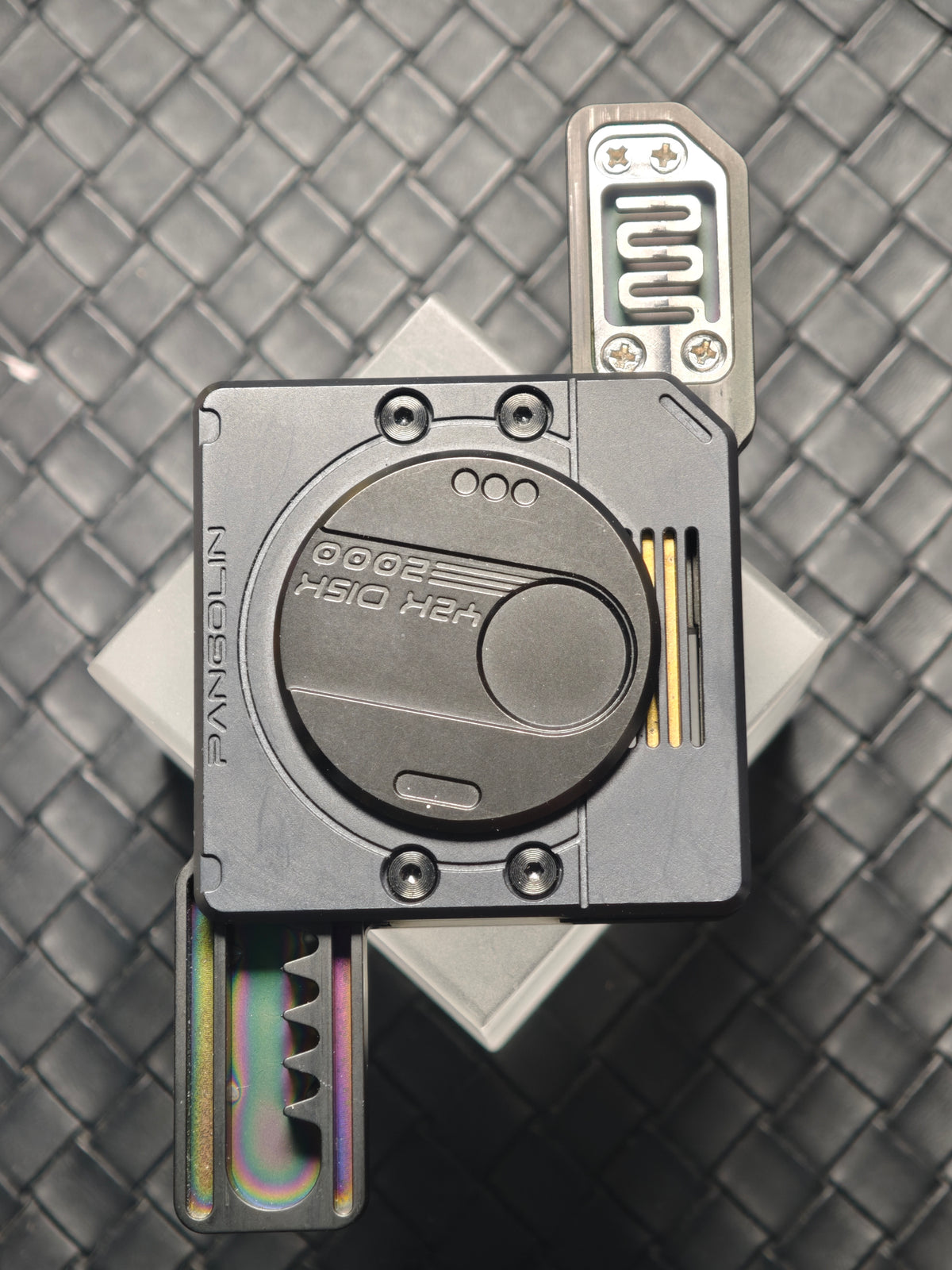 Millennium Y2K Disk Titanium