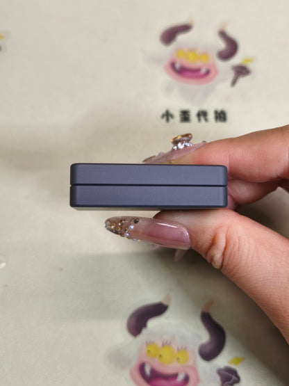 Mute Zirconium
