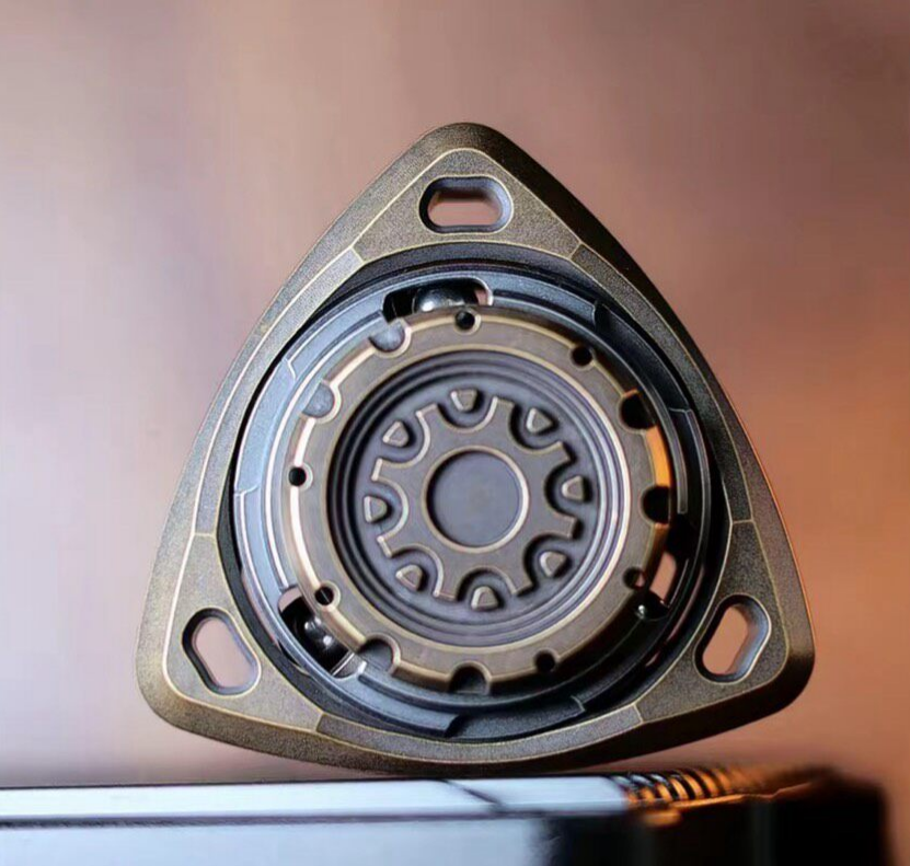 ROAR Spinner Brass + Copper