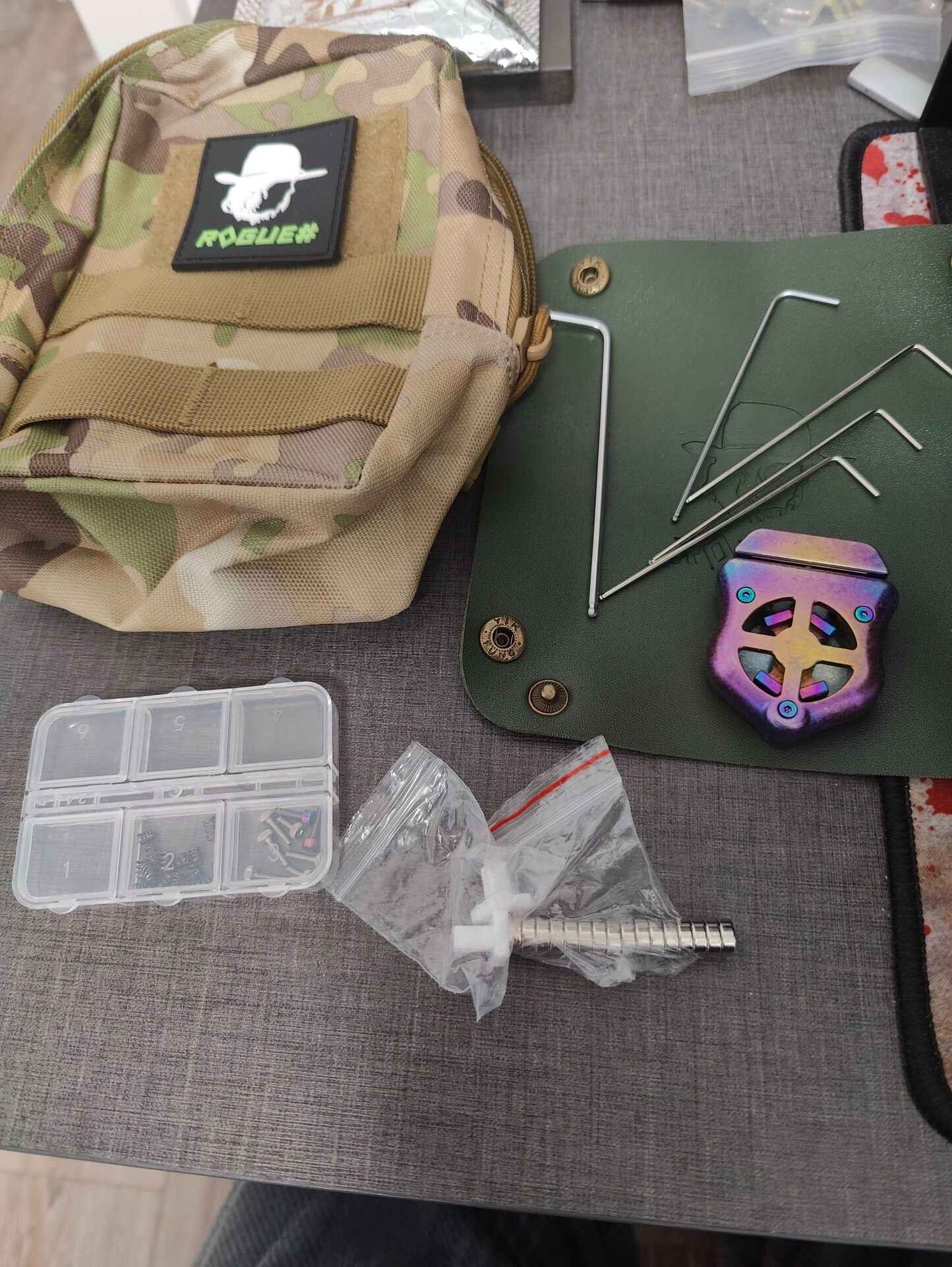 Vaporwave Crystallized Titanium