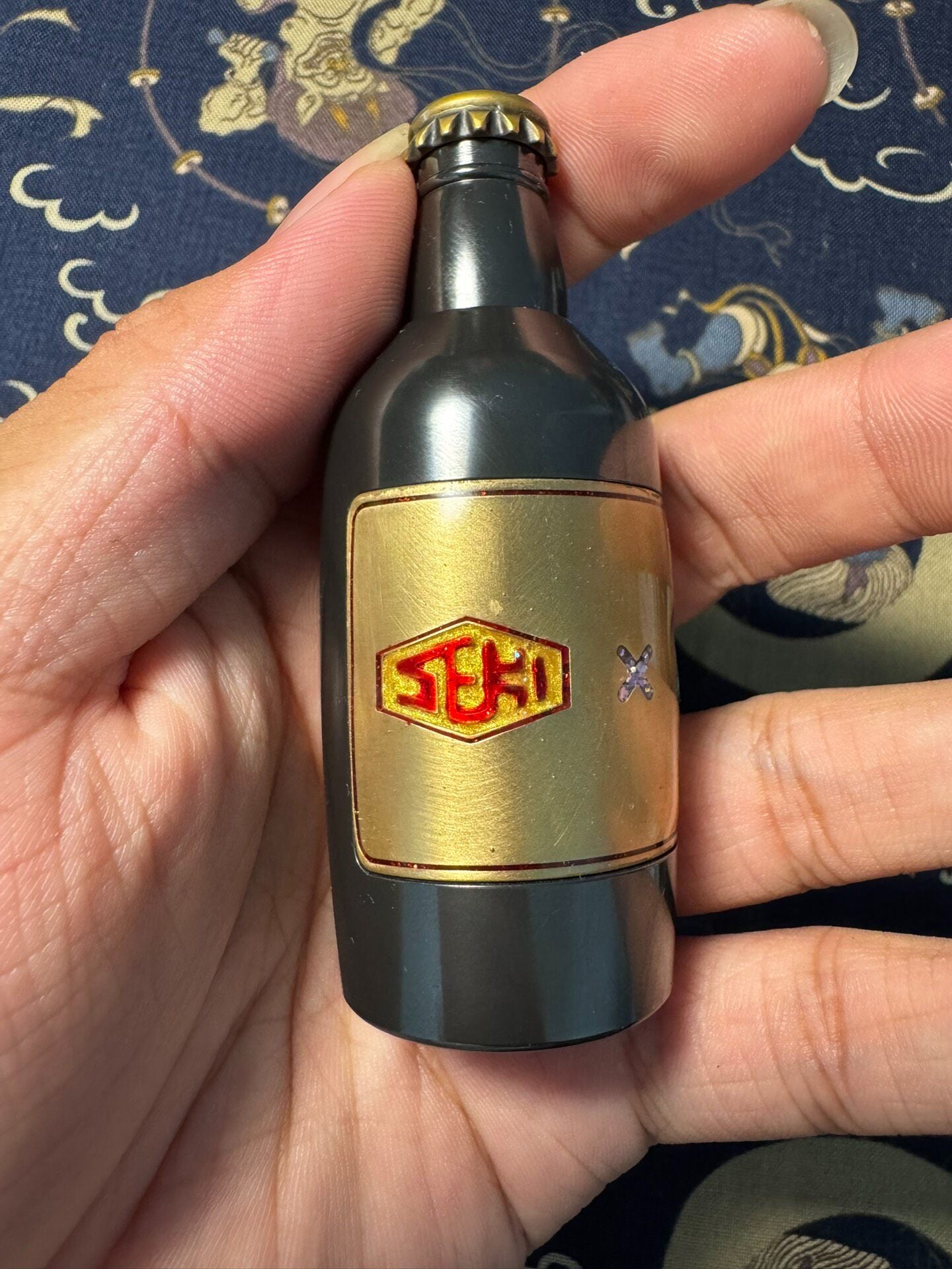 Rum Zirconium