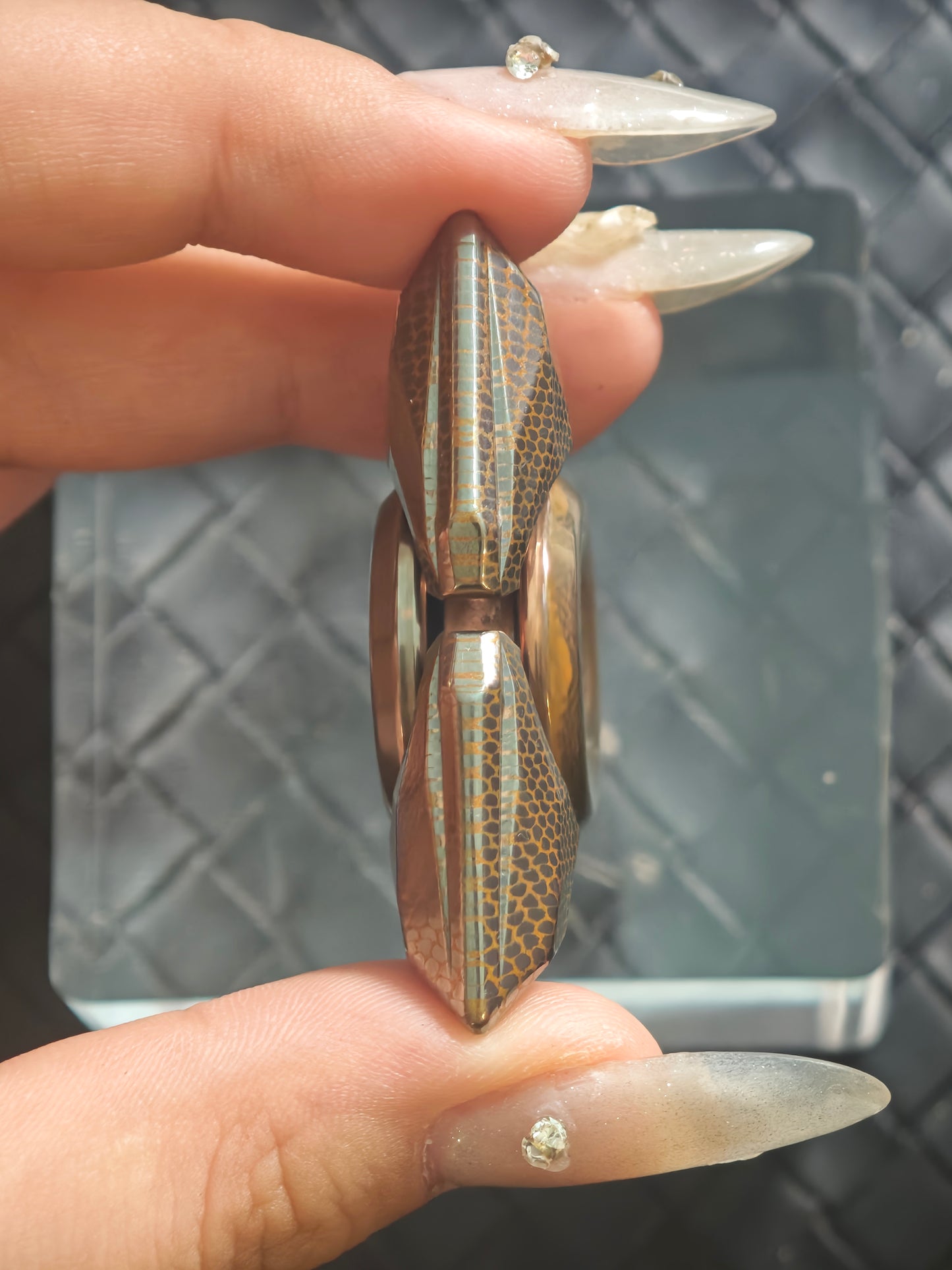 Prism Bearing Cap Superconductor