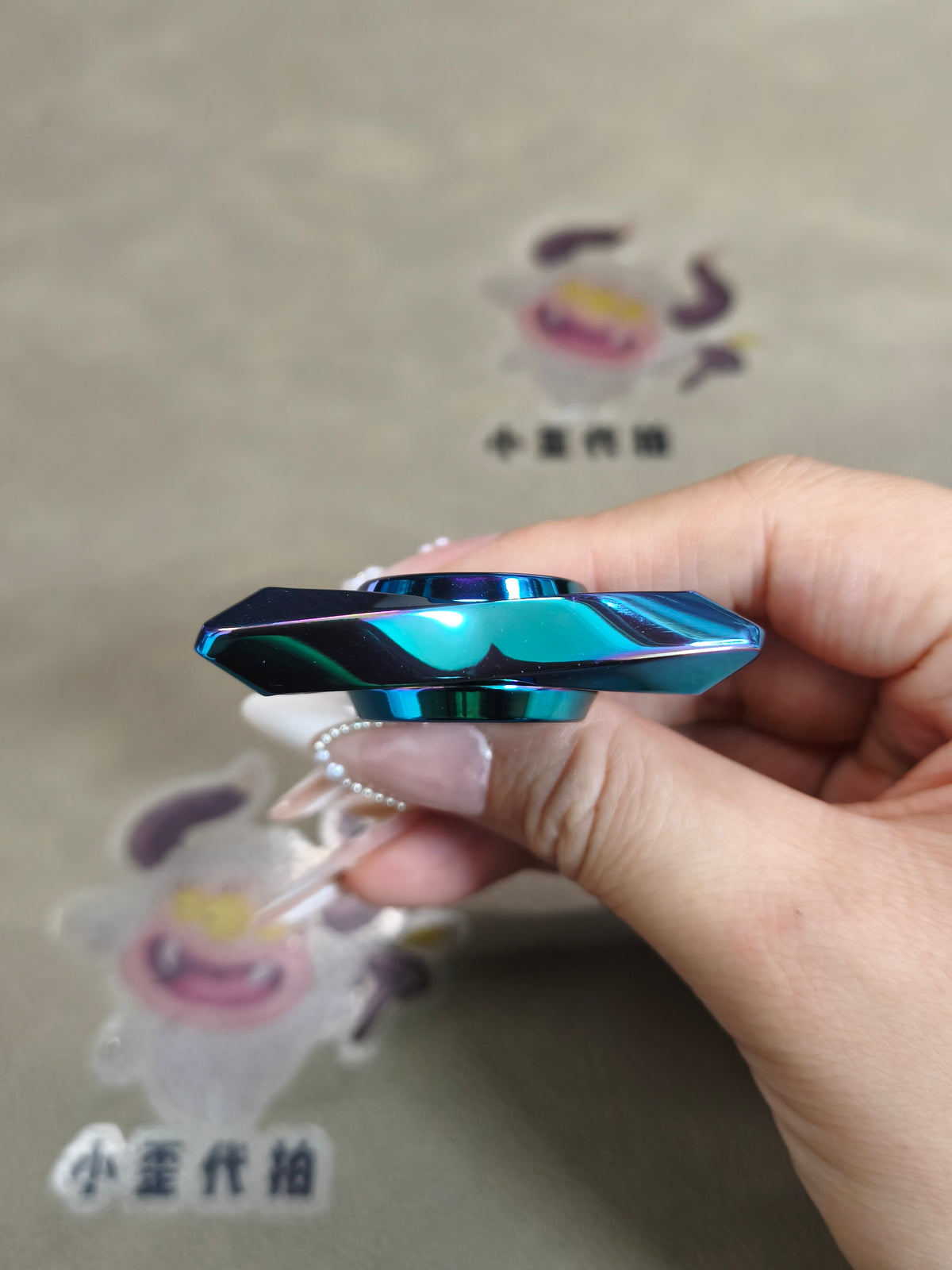 String Cosine Zirconium Limited 60