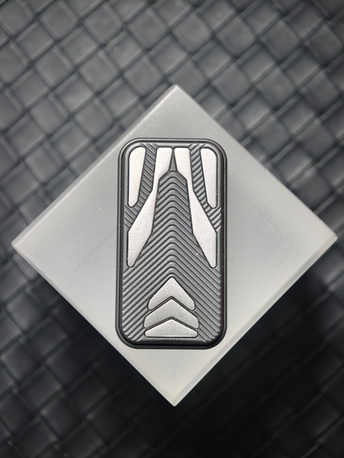 Pursuit Zirconium