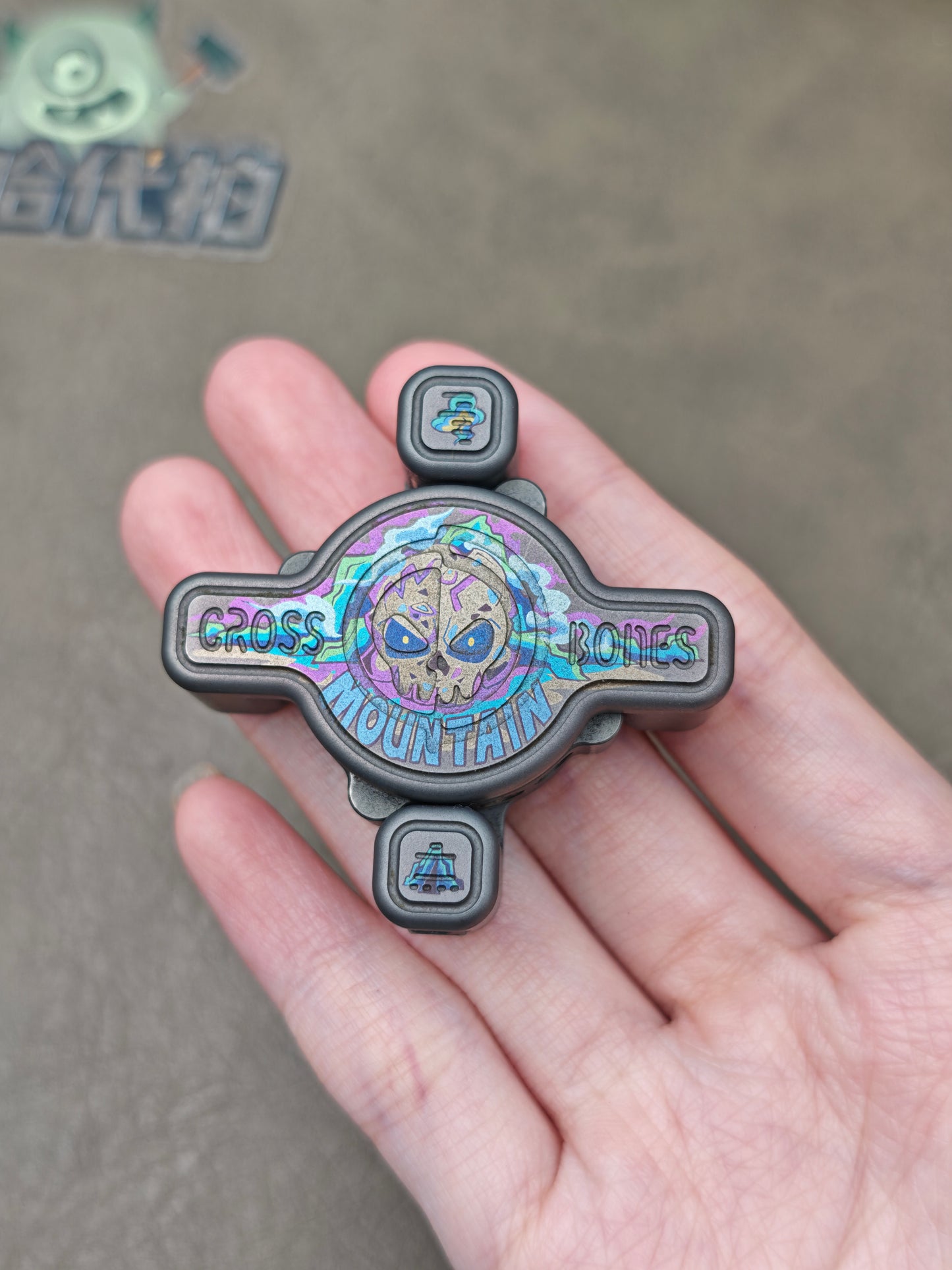 Cross Bones r Titanium