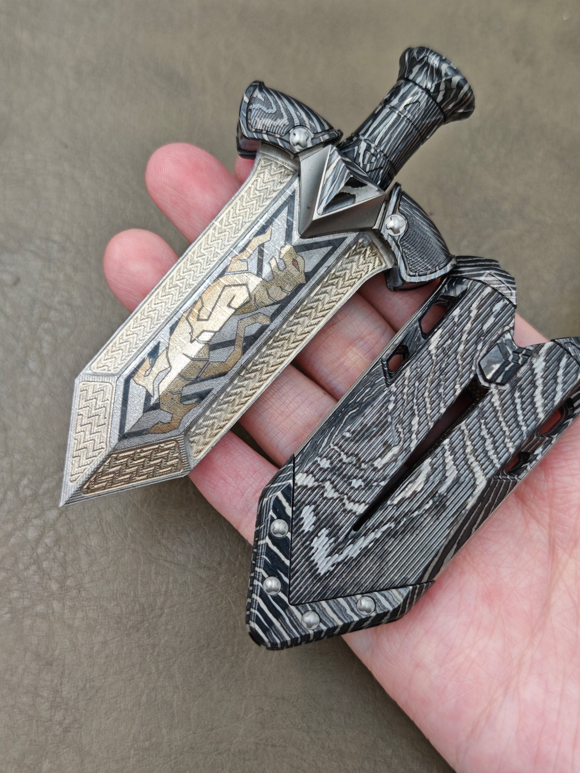 Ghost Lantern Lake Sword Zircuti