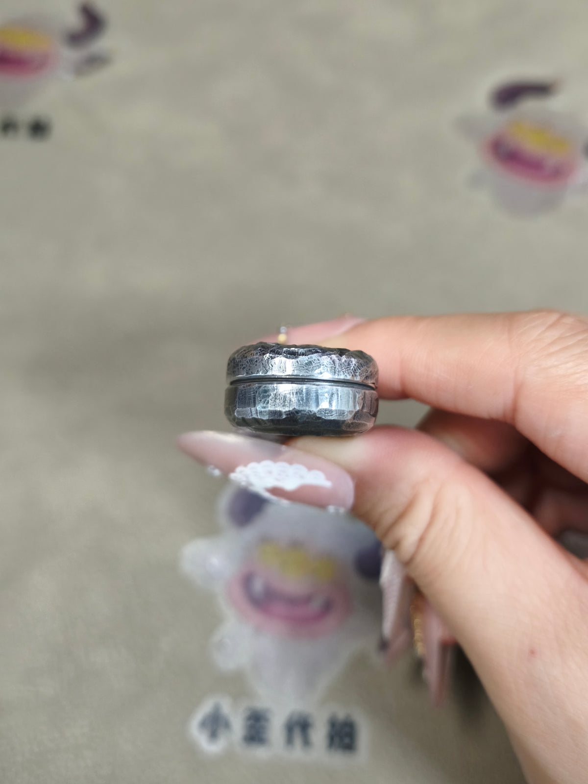 Top B Stainless Steel Stone Textured Engraved