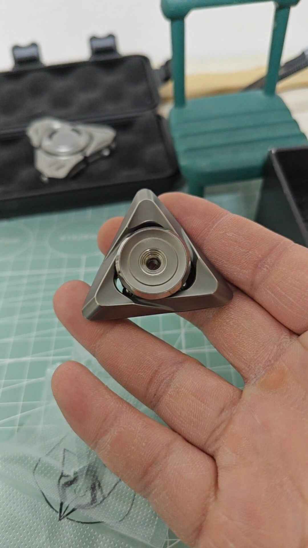 Ling Guang Spinner Titanium