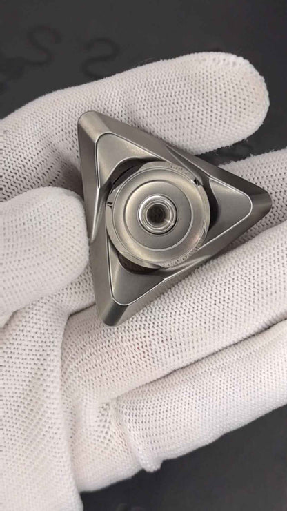 Ling Guang Spinner Titanium Limited Edition