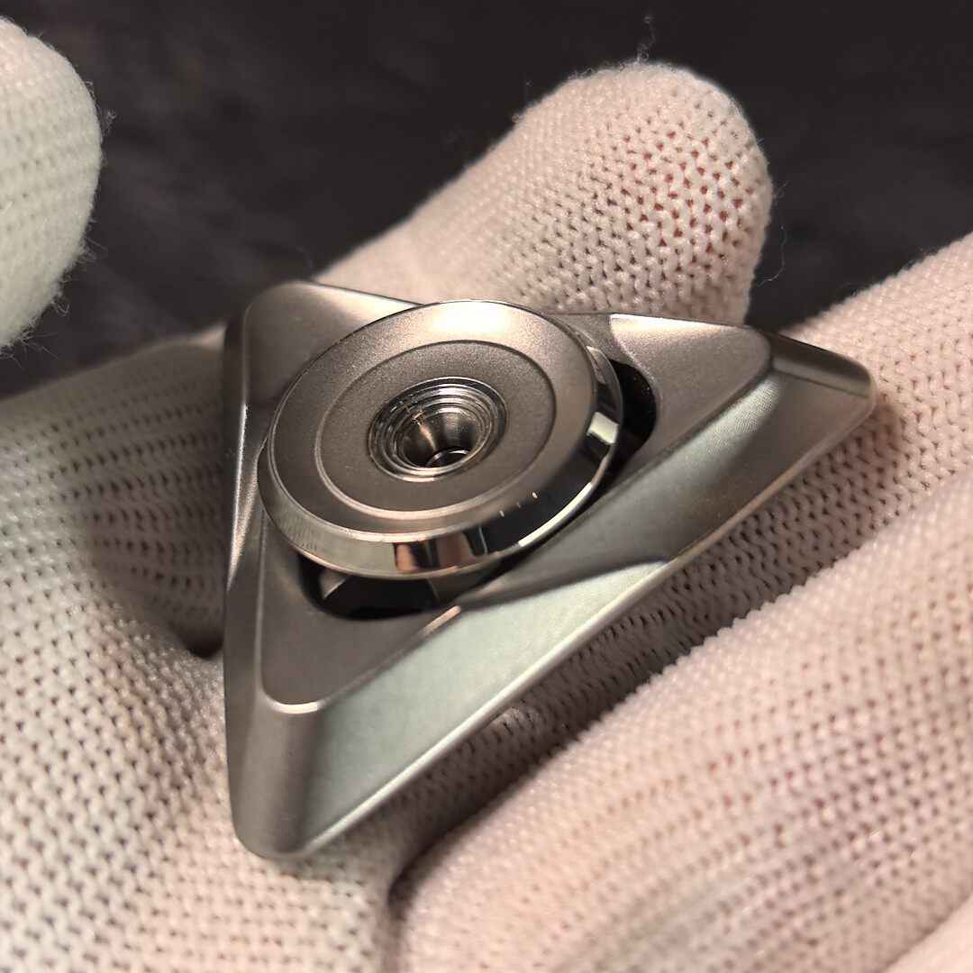 Ling Guang Spinner Titanium Limited Edition