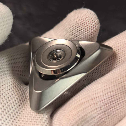 Ling Guang Spinner Titanium Limited Edition