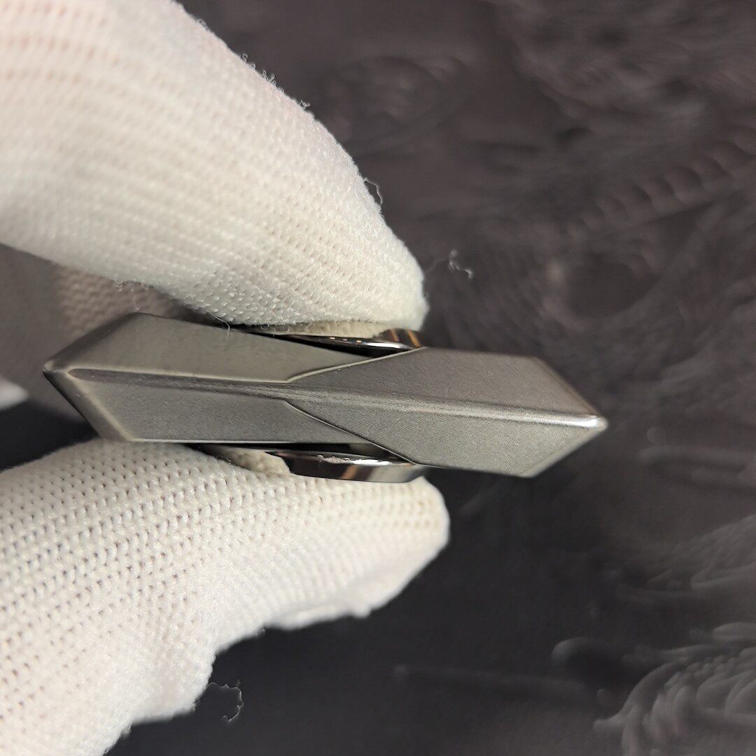 Ling Guang Spinner Titanium Limited Edition