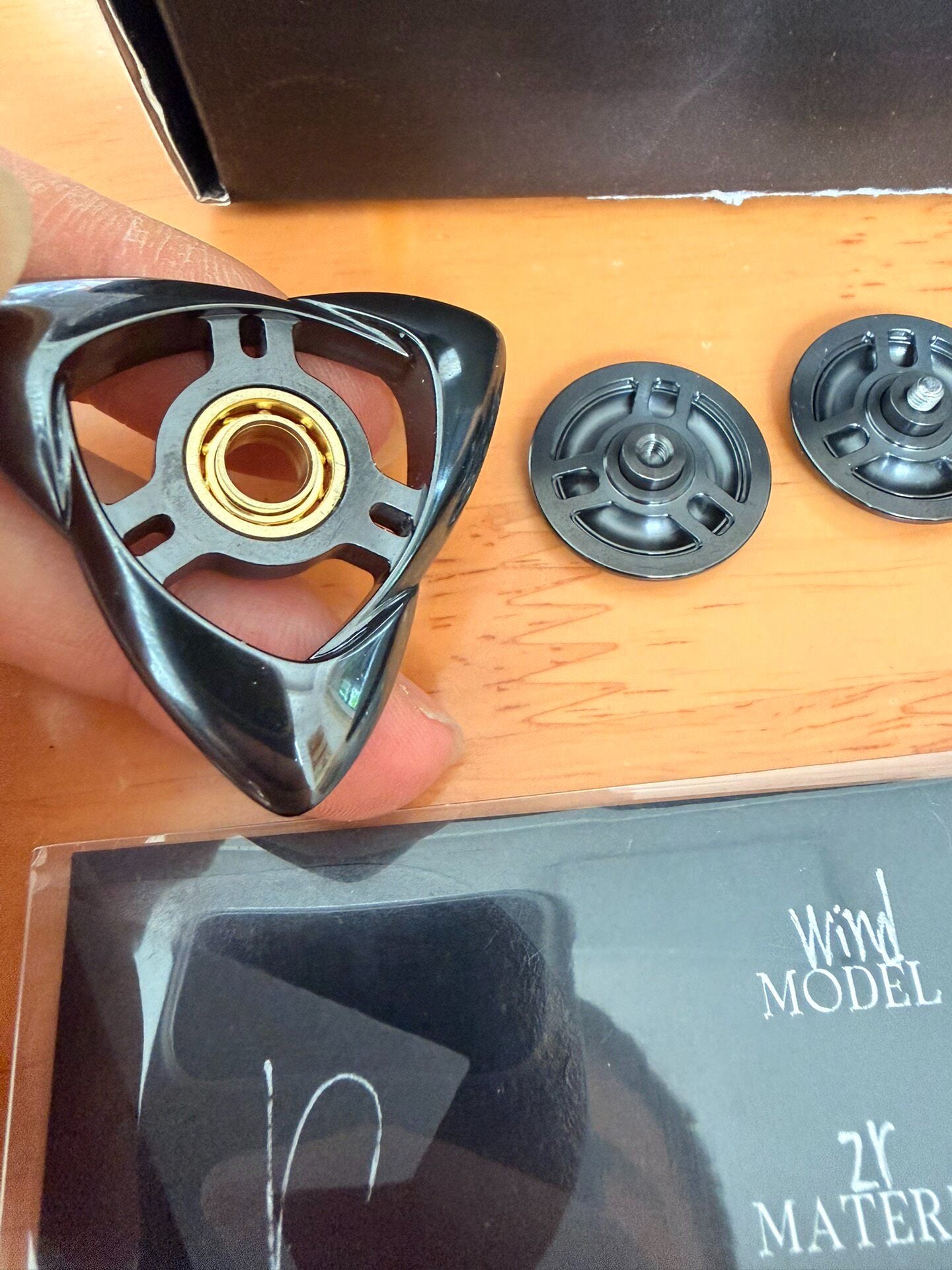 Wind Zirconium