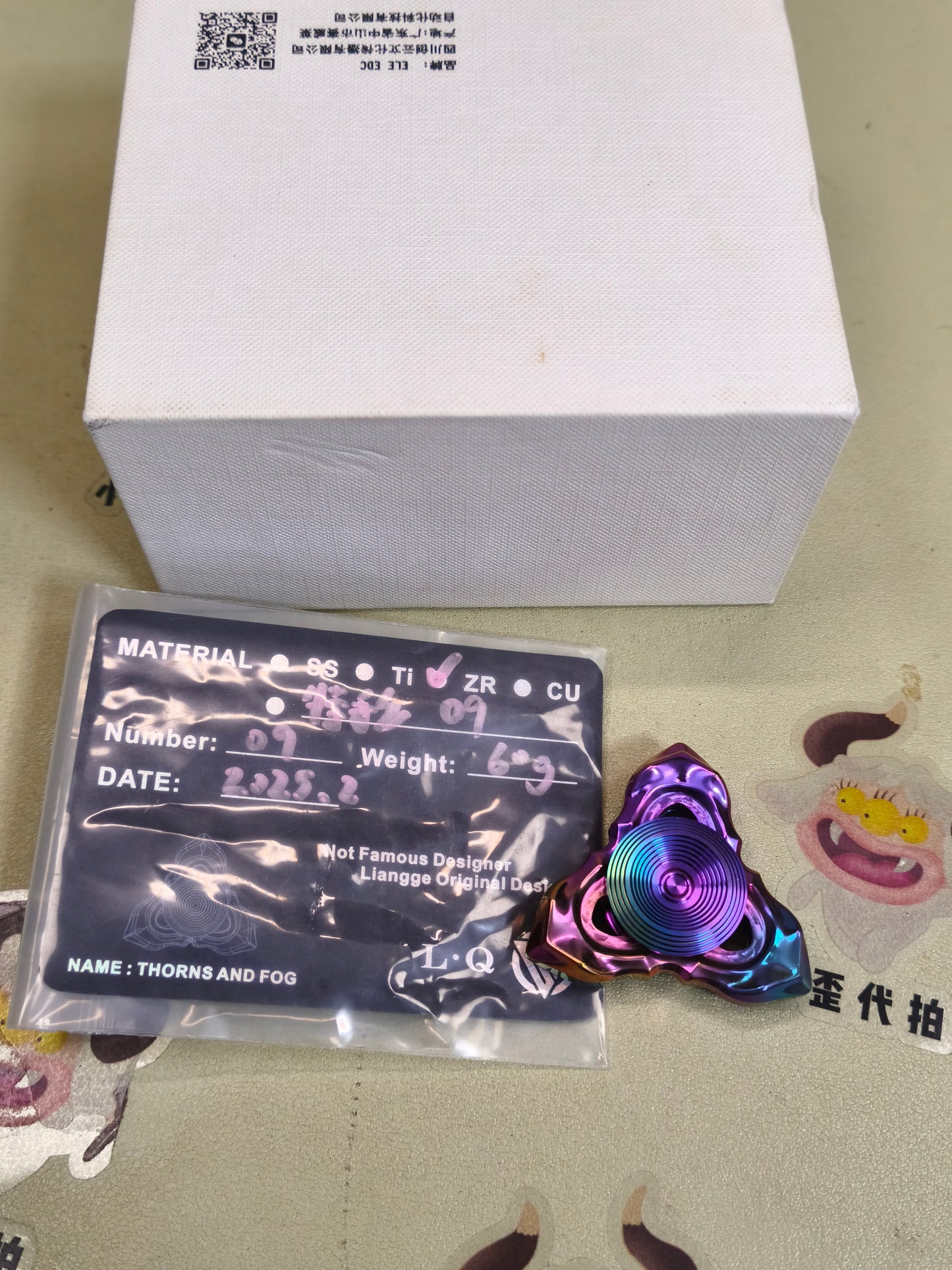 Thorns And Fog Zirconium Oil Slick