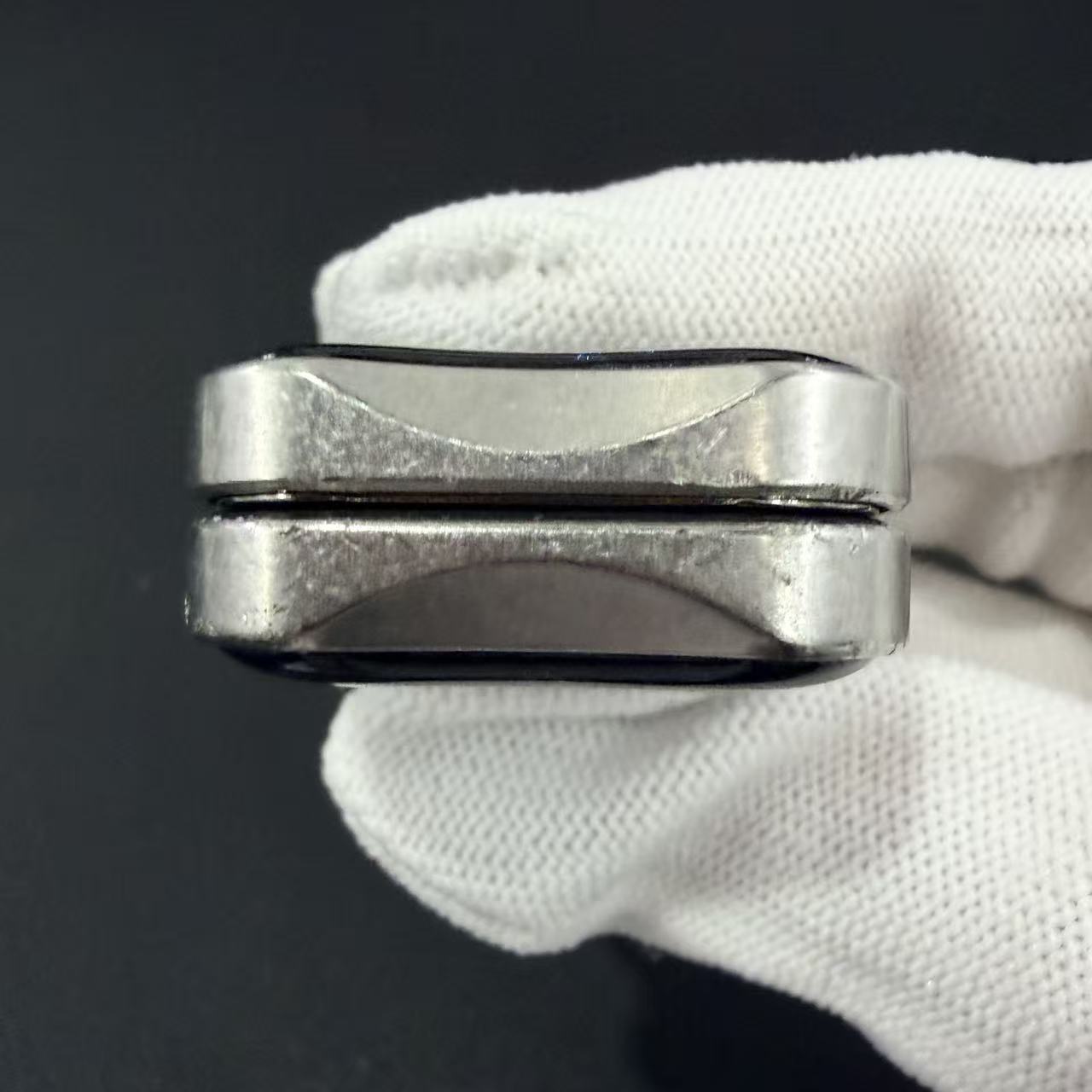 Aura Sand Stainless Steel
