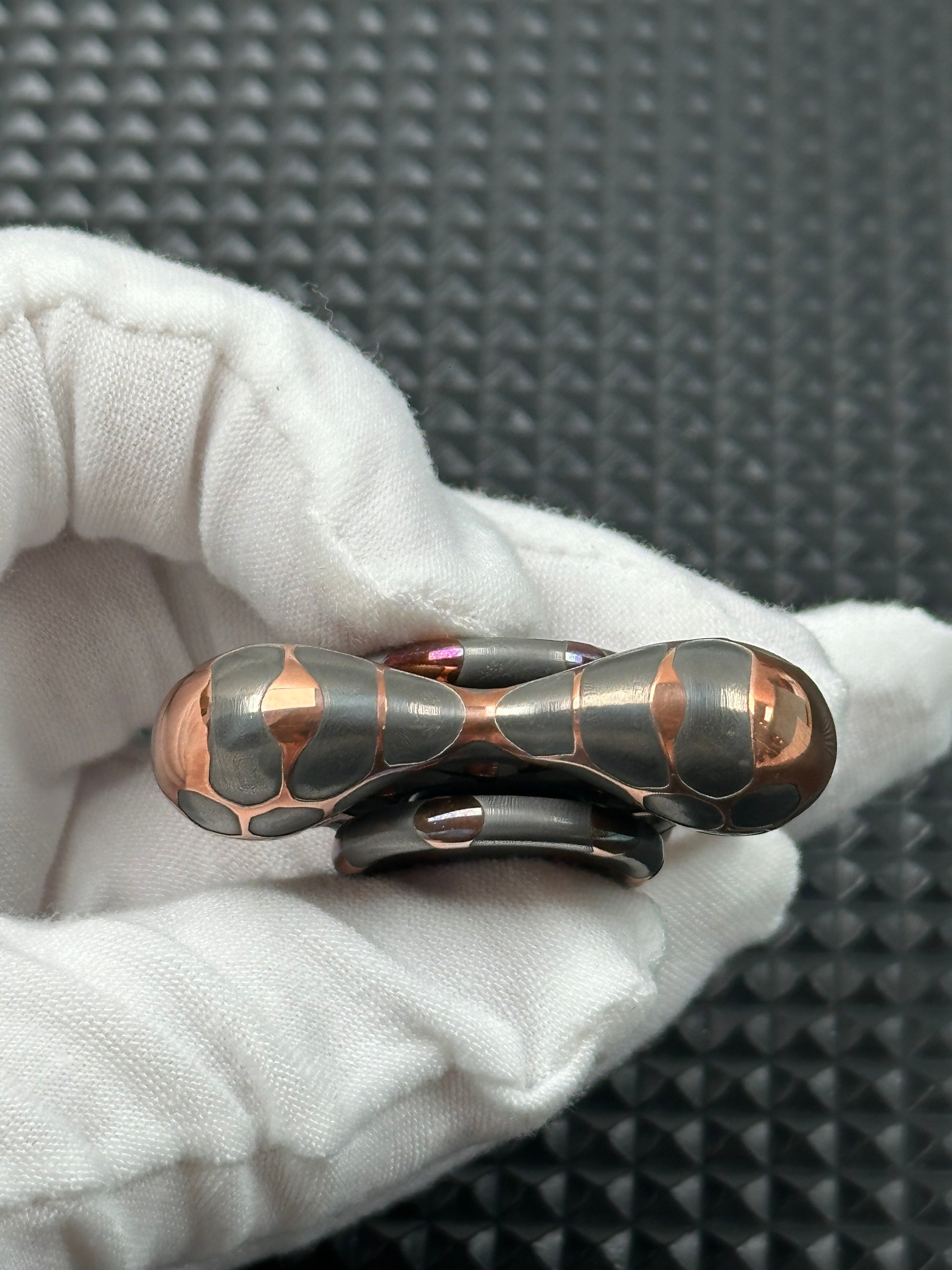 Superconductor