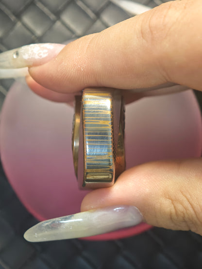 Spinner Superconductor