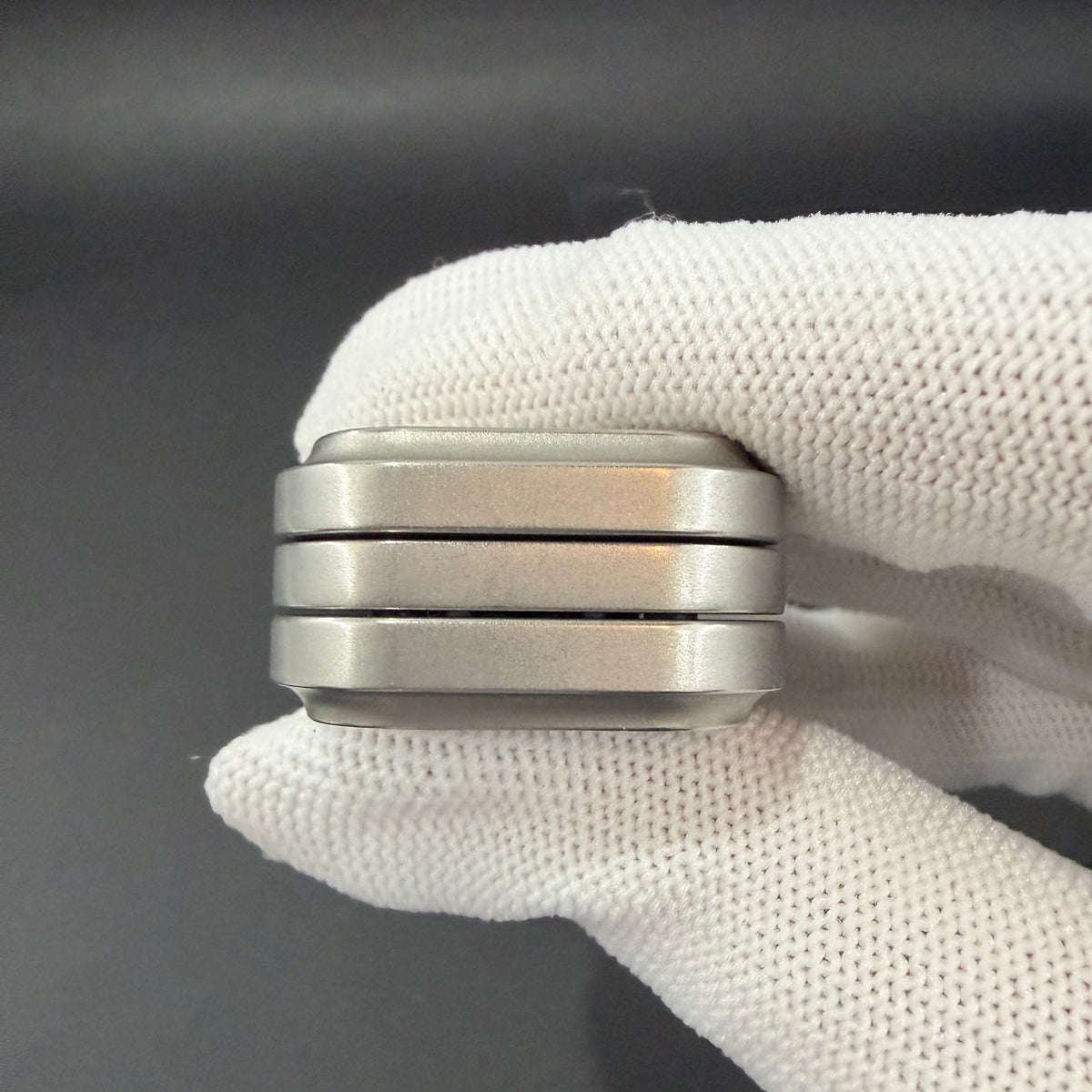 Magnet Feel Stainless Steel Stonewashed
