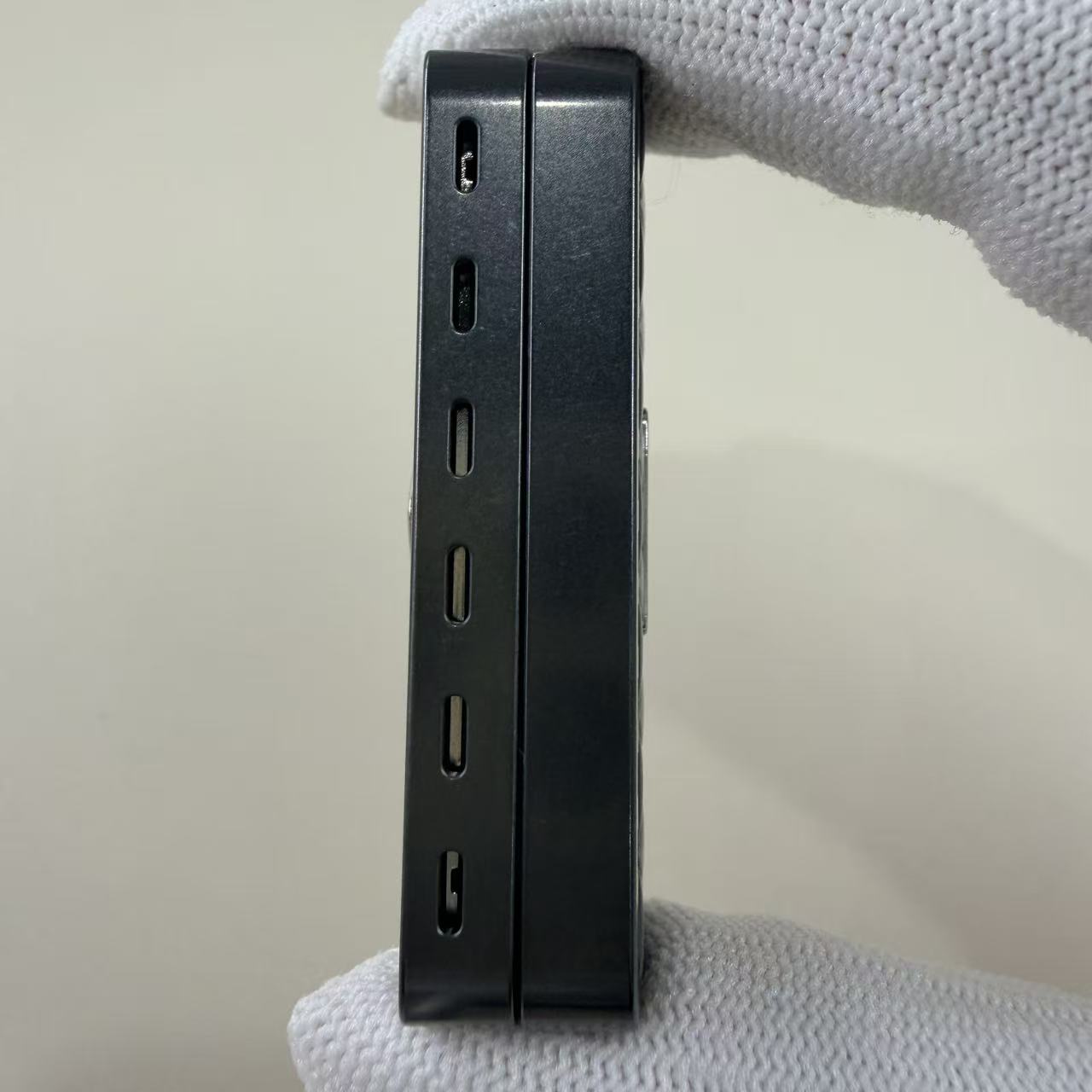 Feng Ling Zirconium