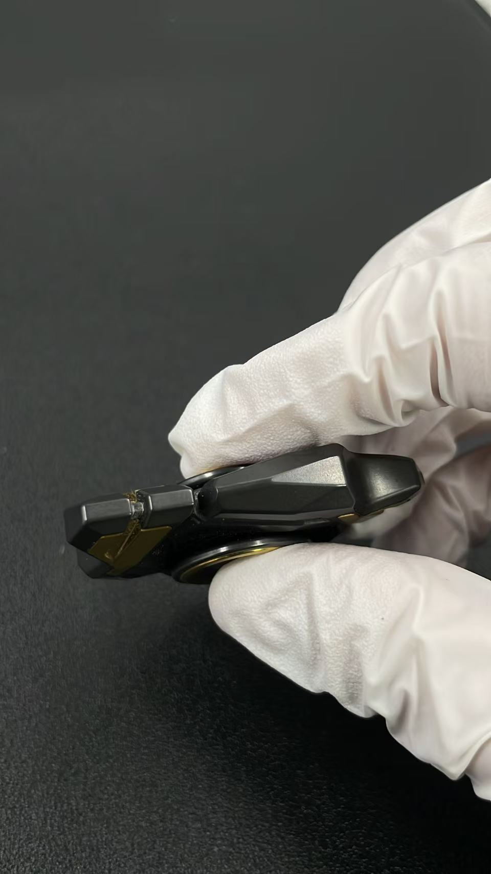 Ouroboros Tungsten Zirconium