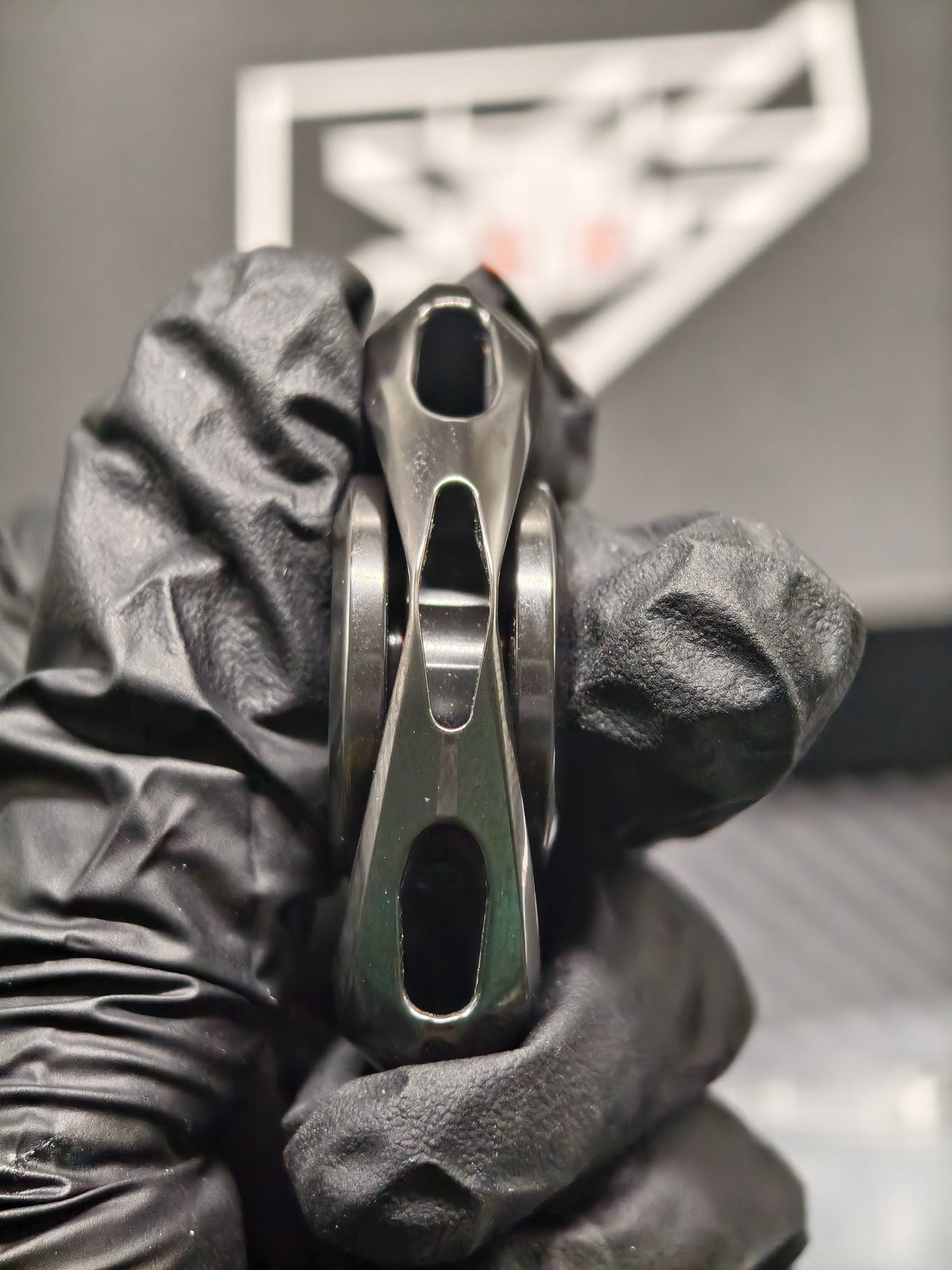 Pupil Zirconium Polished