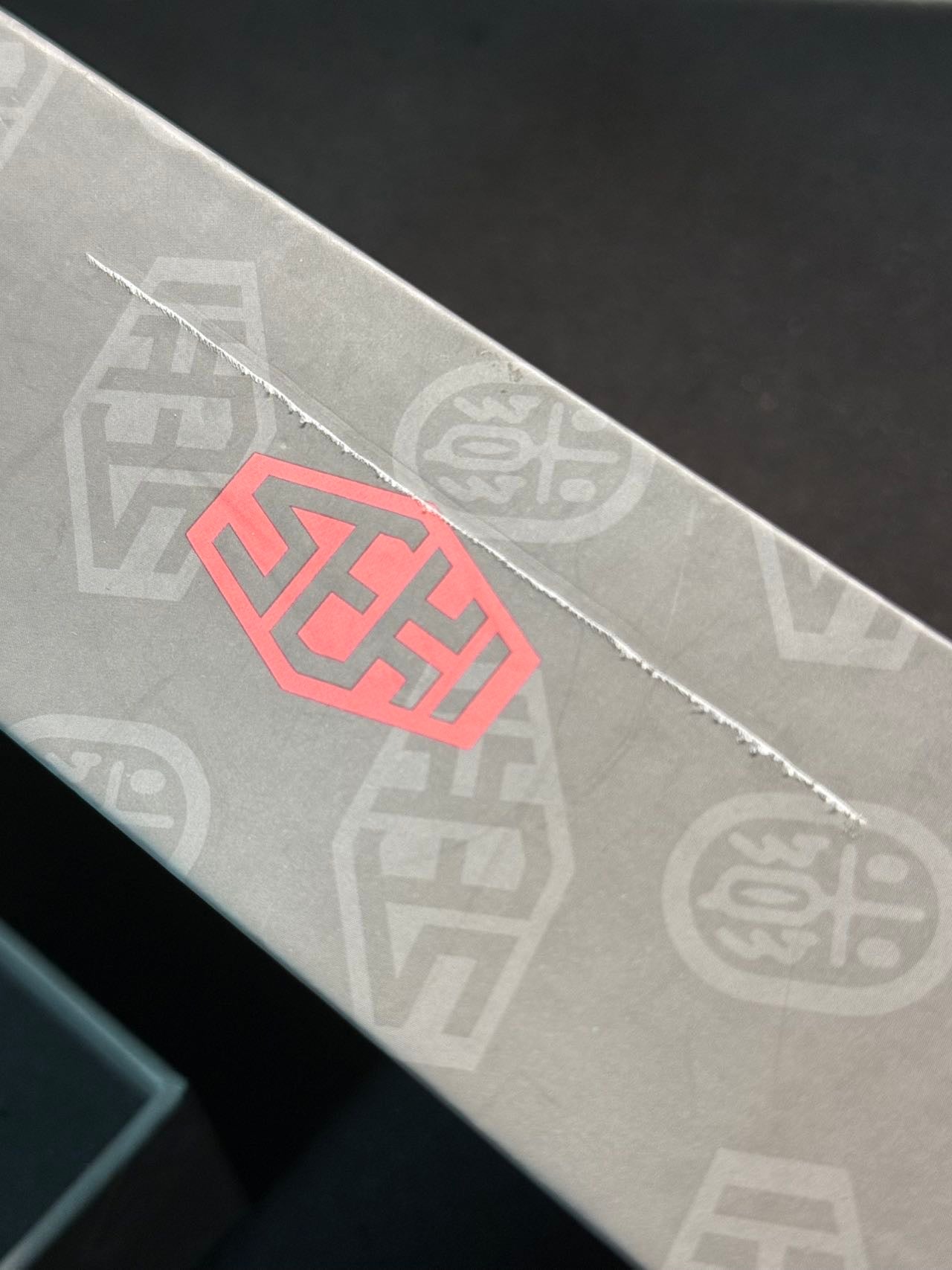 Suididaxiao Le Zirconium