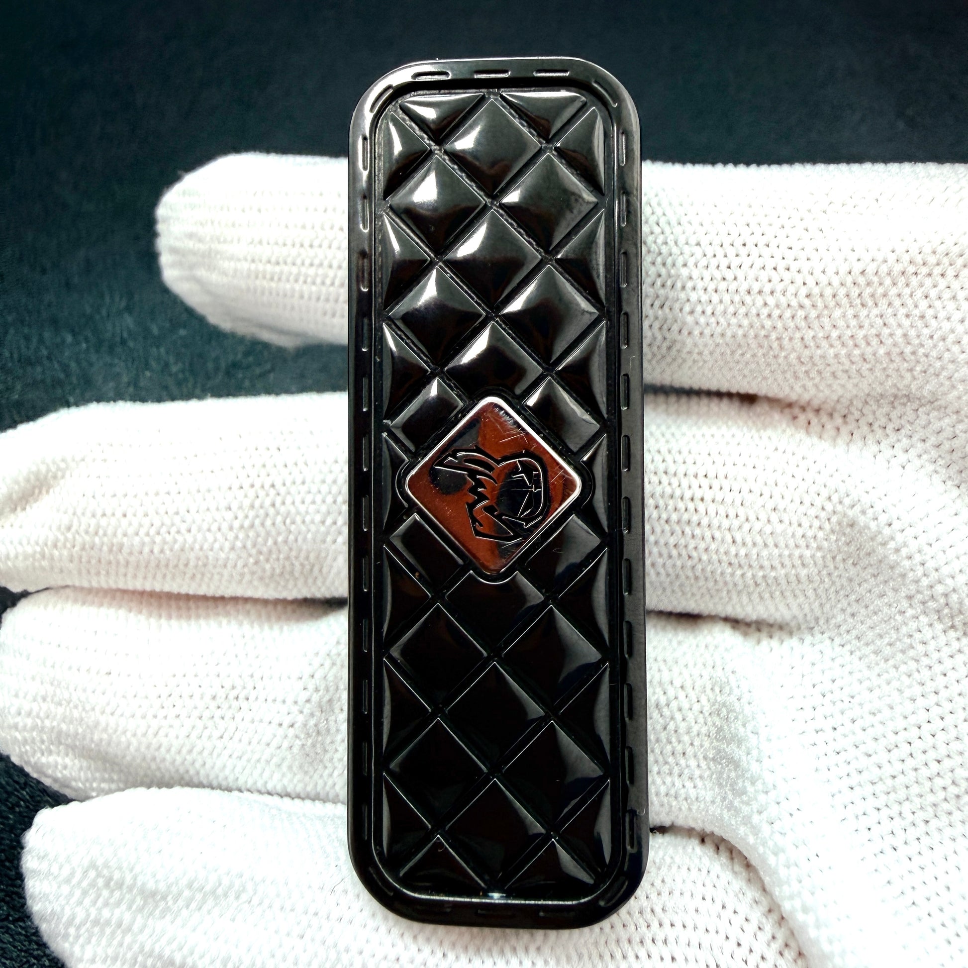 Feng Ling Zirconium
