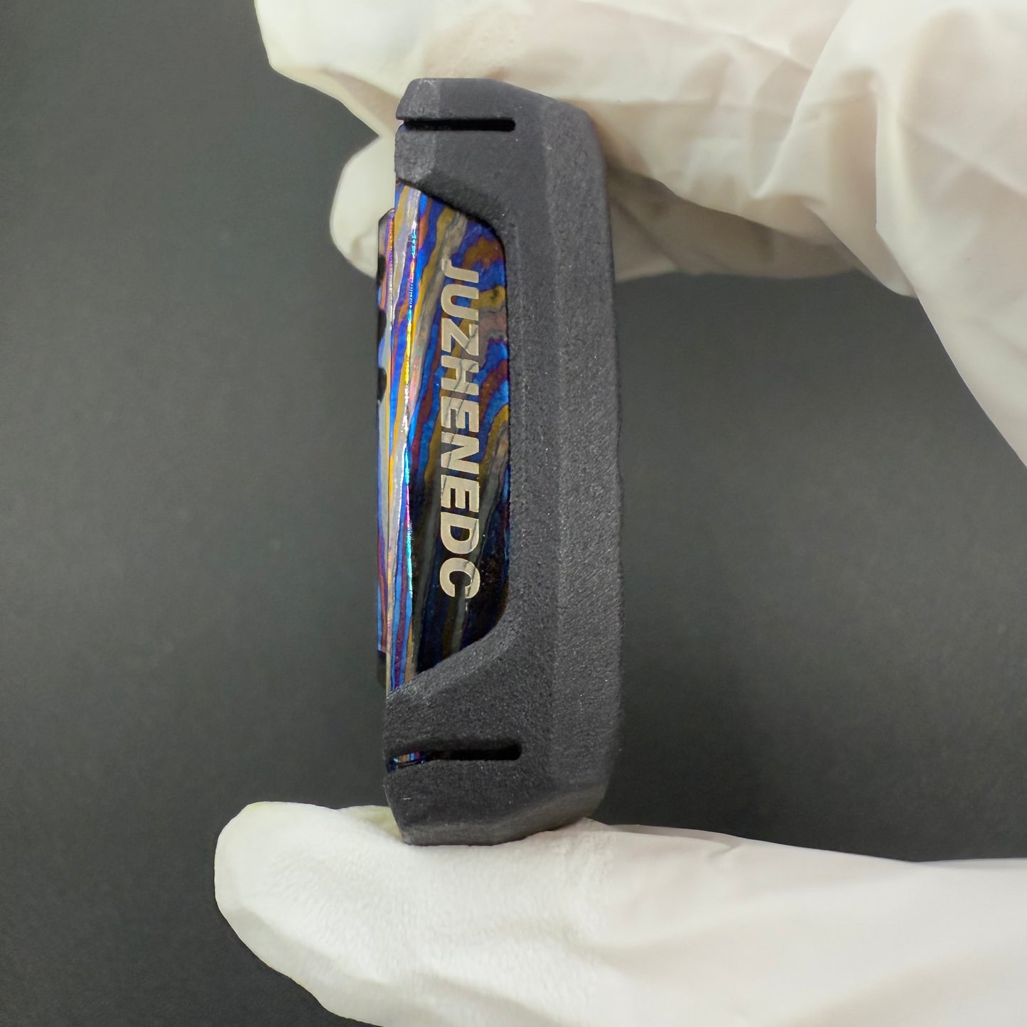 Thousand machines Zircuti