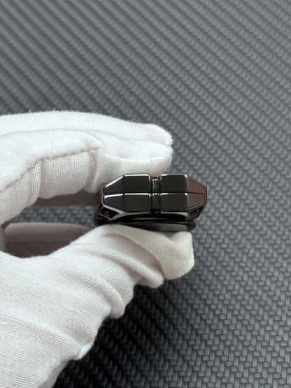 Ling Yin Zirconium