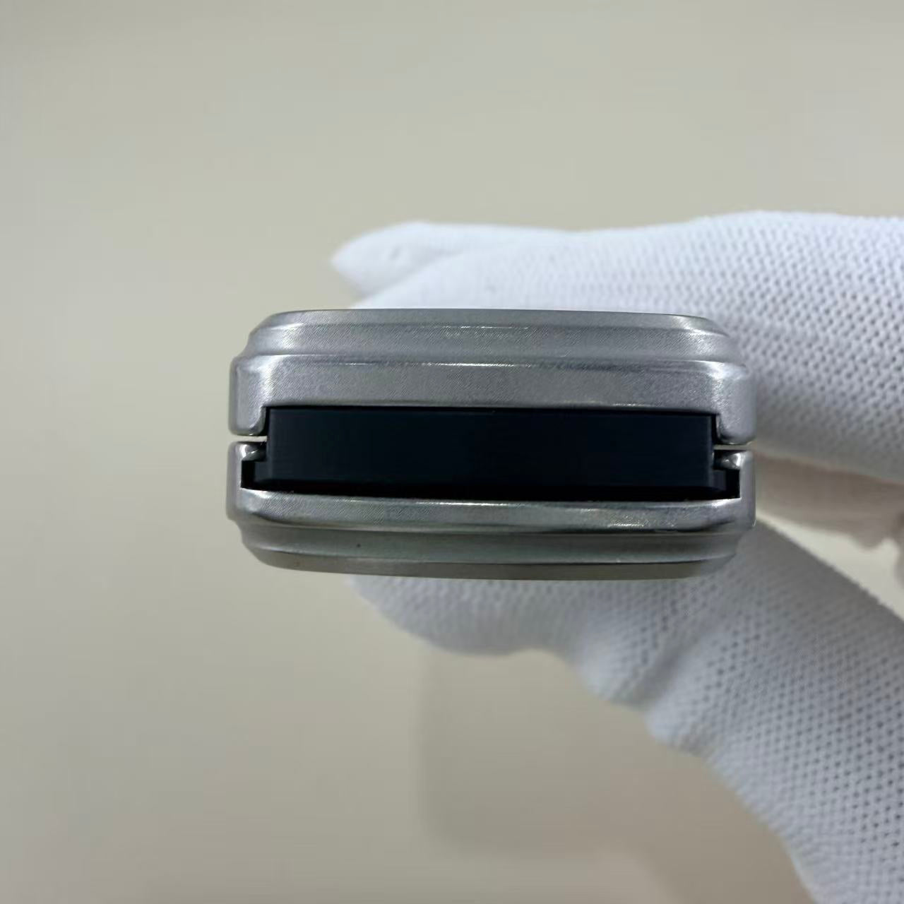 Wormhole Stainless Steel