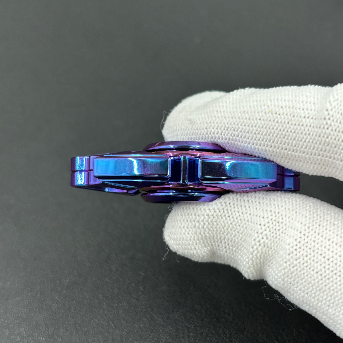 Dark Shell Opening Zirconium Limited 20