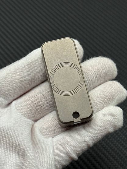 Sugar Cube Titanium