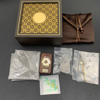 Fortune Serpent Sandalwood