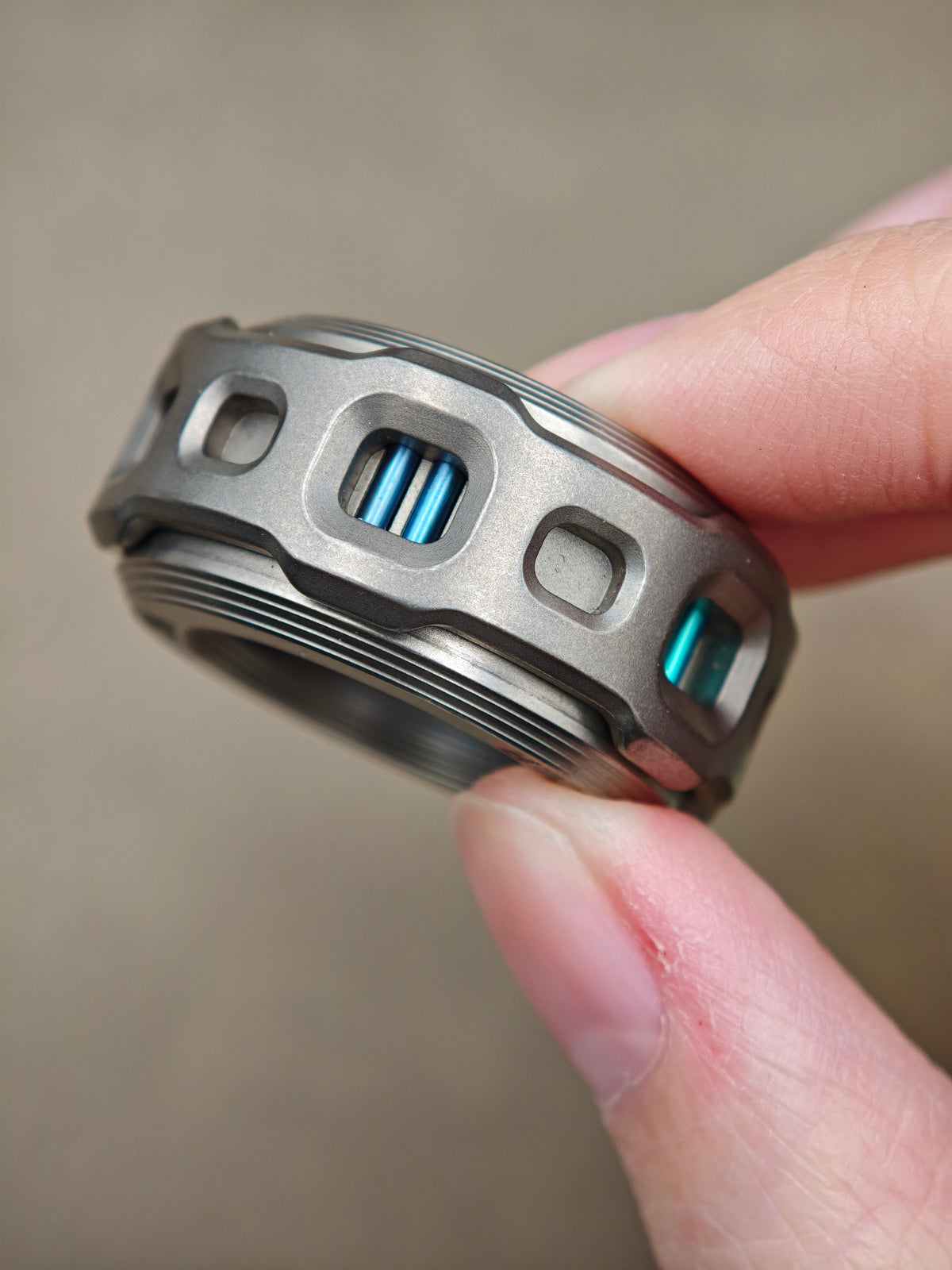 Shadow Raider Ratchet Titanium
