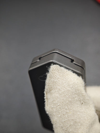 Plane Zirconium