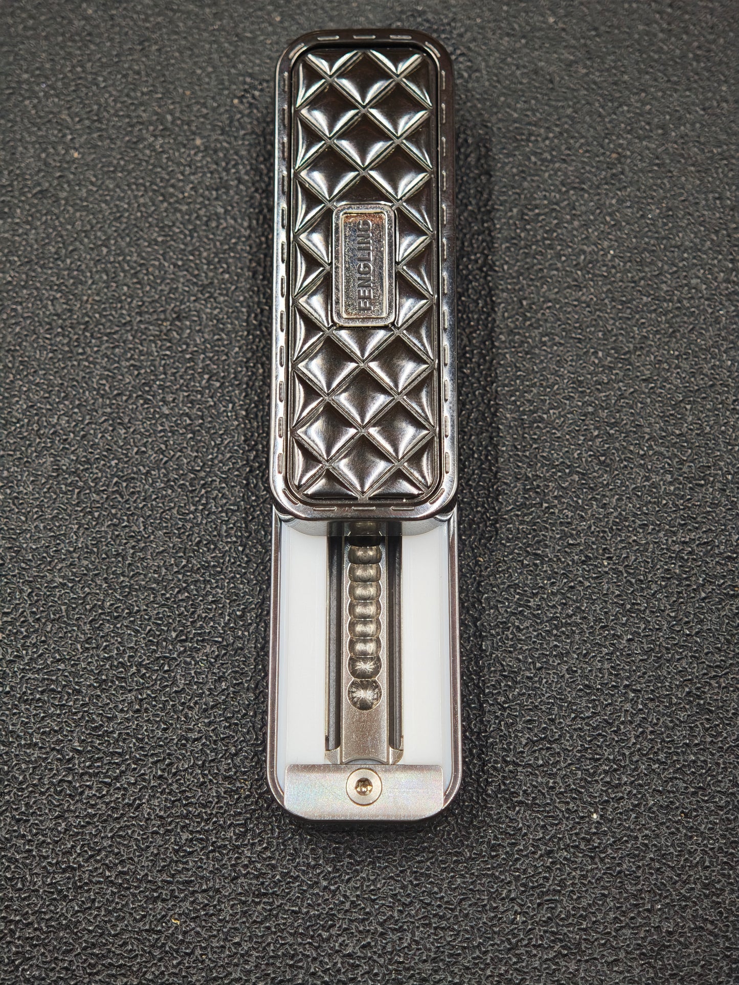 Feng Ling Zirconium