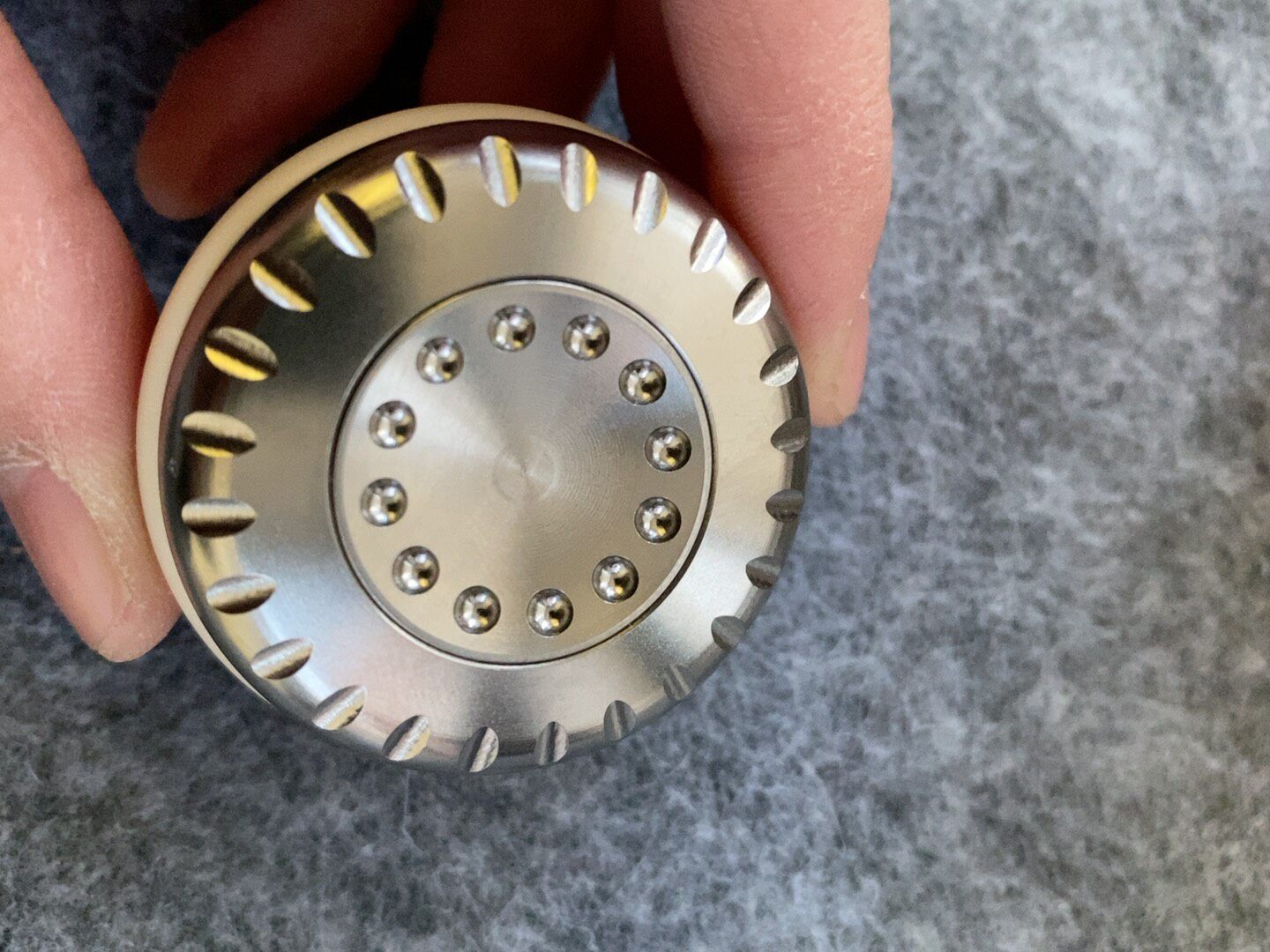 Biscuit Spinner Titanium PEEK